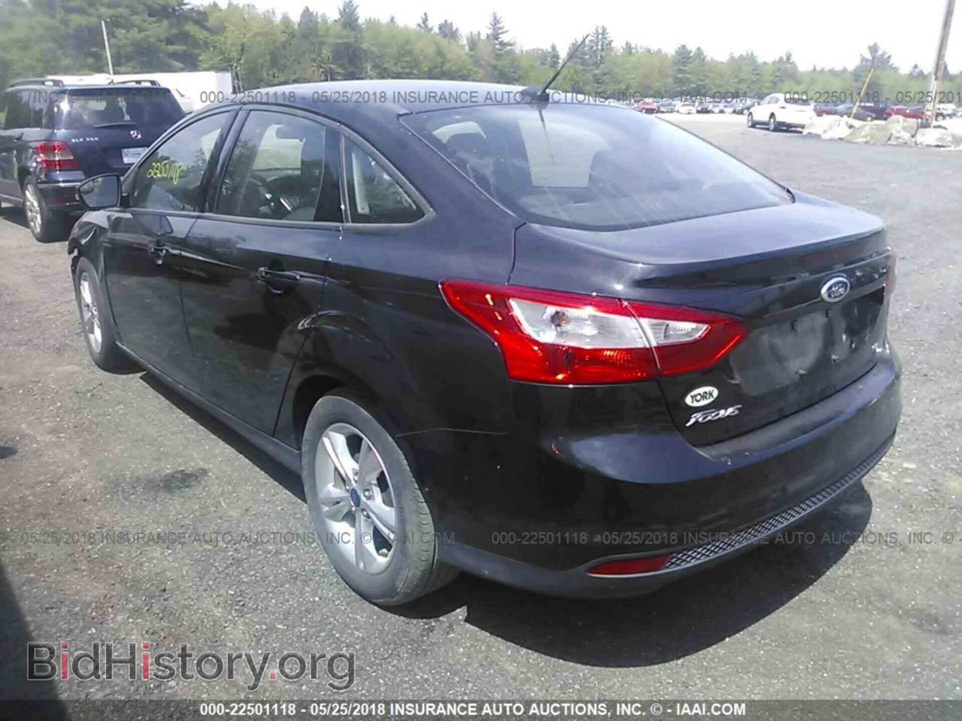 2013 Ford Focus - VIN: 1FADP3F27DL367768 - Photo 3