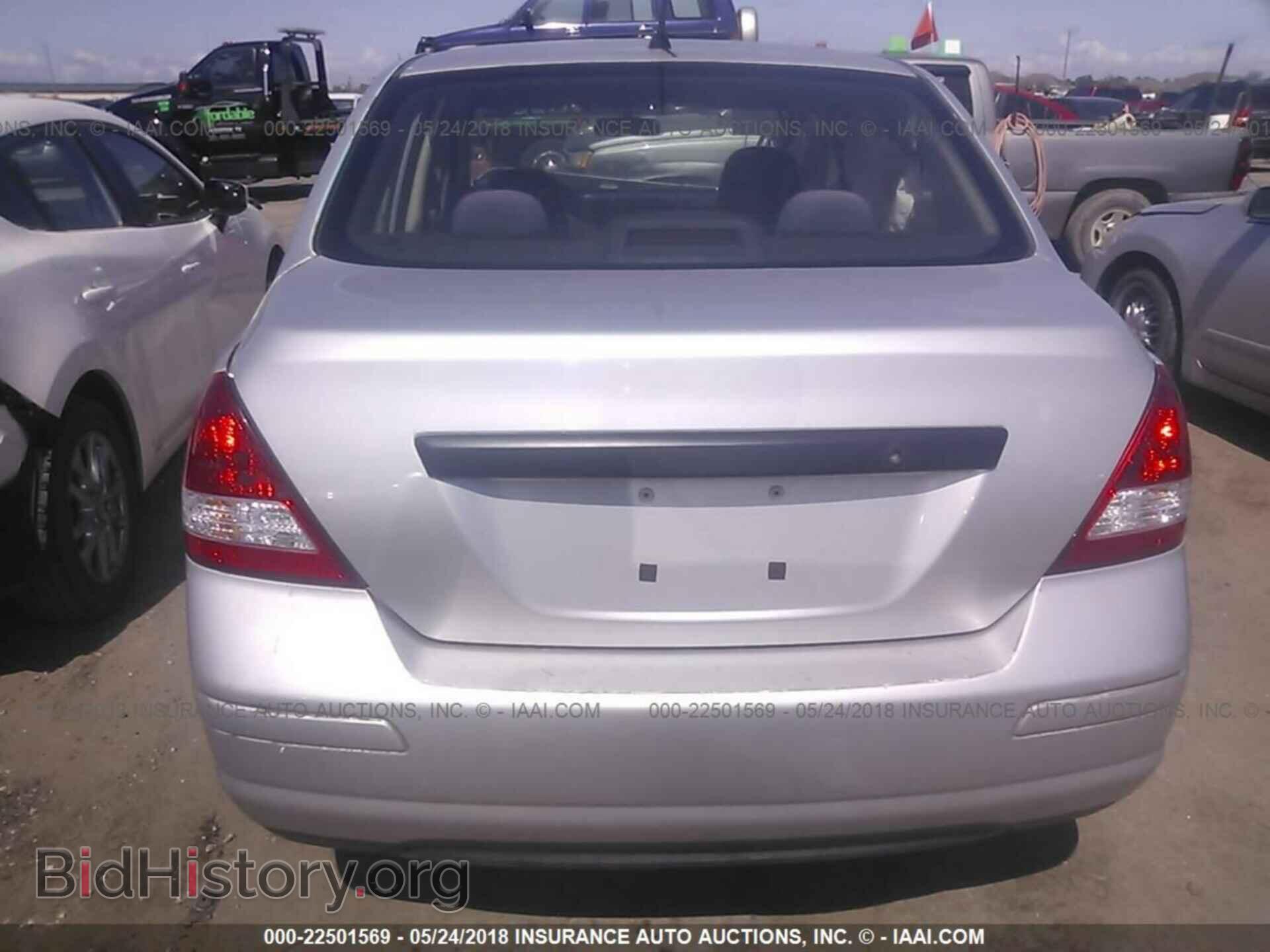 2011 Nissan Versa - VIN: 3N1CC1AP9BL434481 - Фото 6