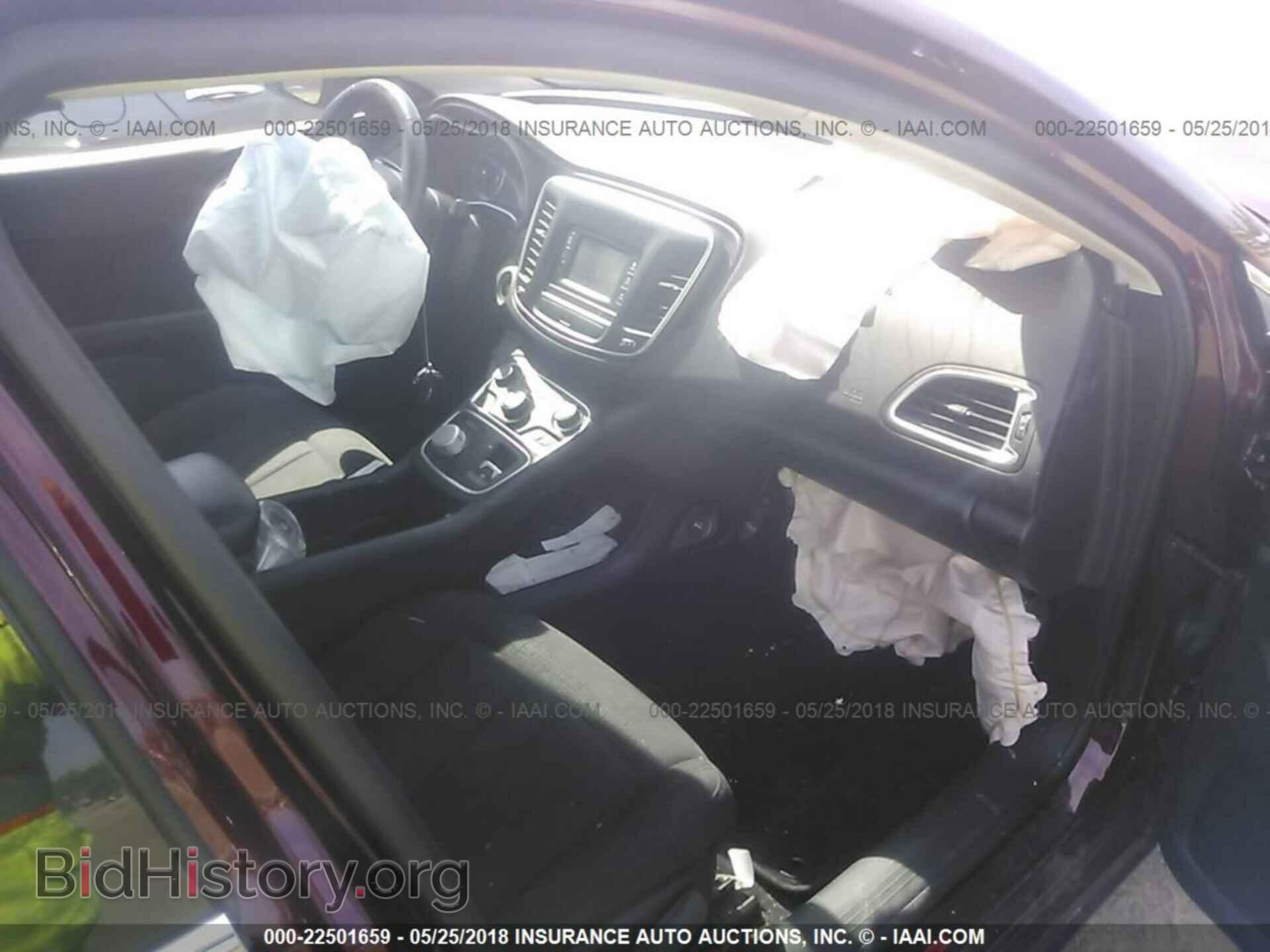 2015 Chrysler 200 - VIN: 1C3CCCAB0FN723711 - Photo 5