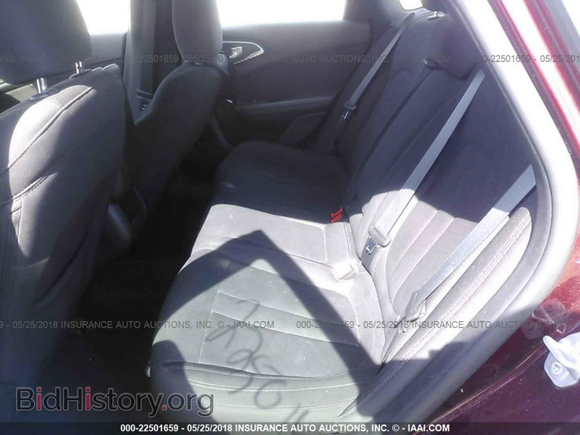 2015 Chrysler 200 - VIN: 1C3CCCAB0FN723711 - Photo 8