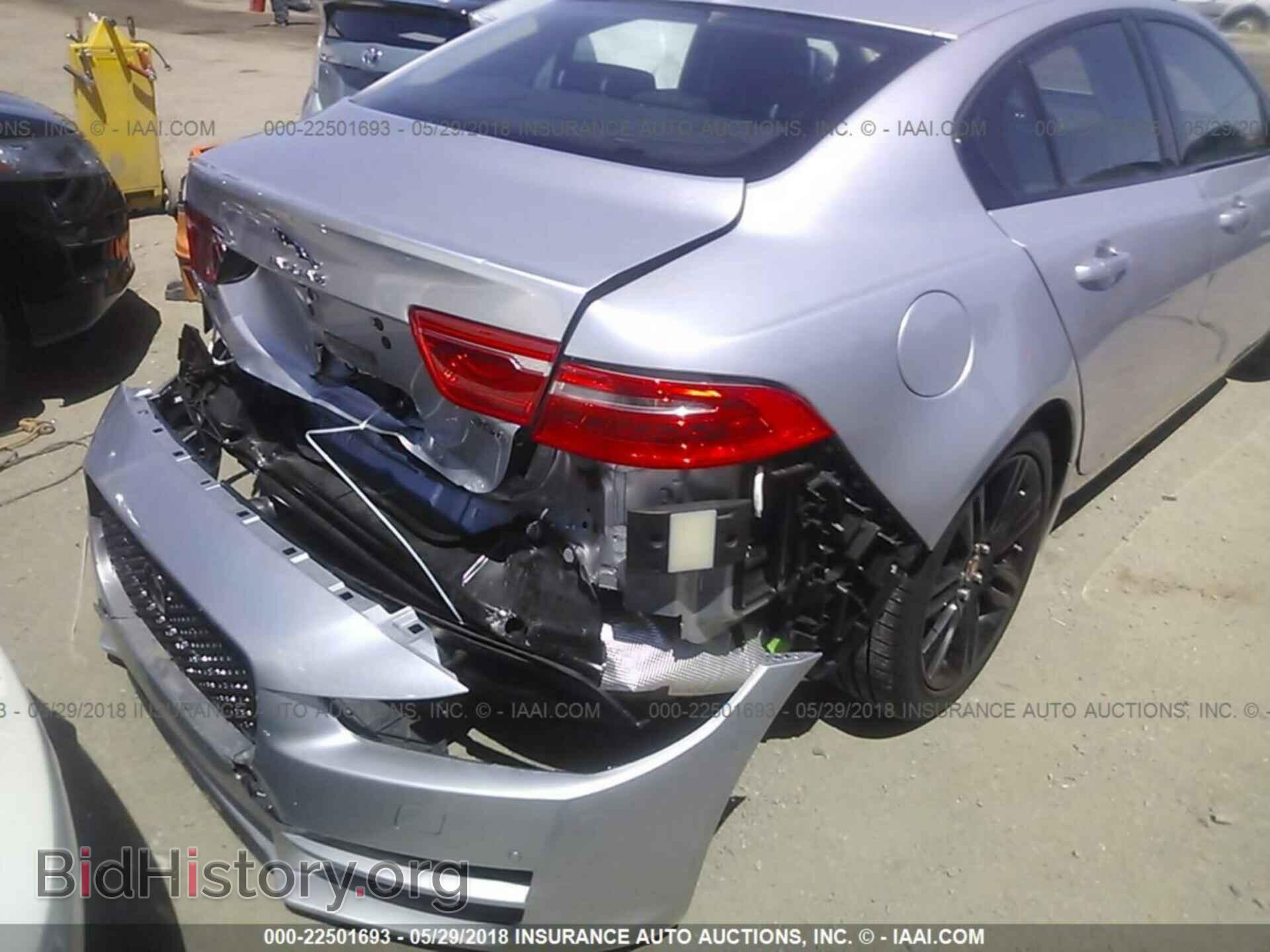 2017 Jaguar Xe - VIN: SAJAE4BG0HA961602 - Фото 6