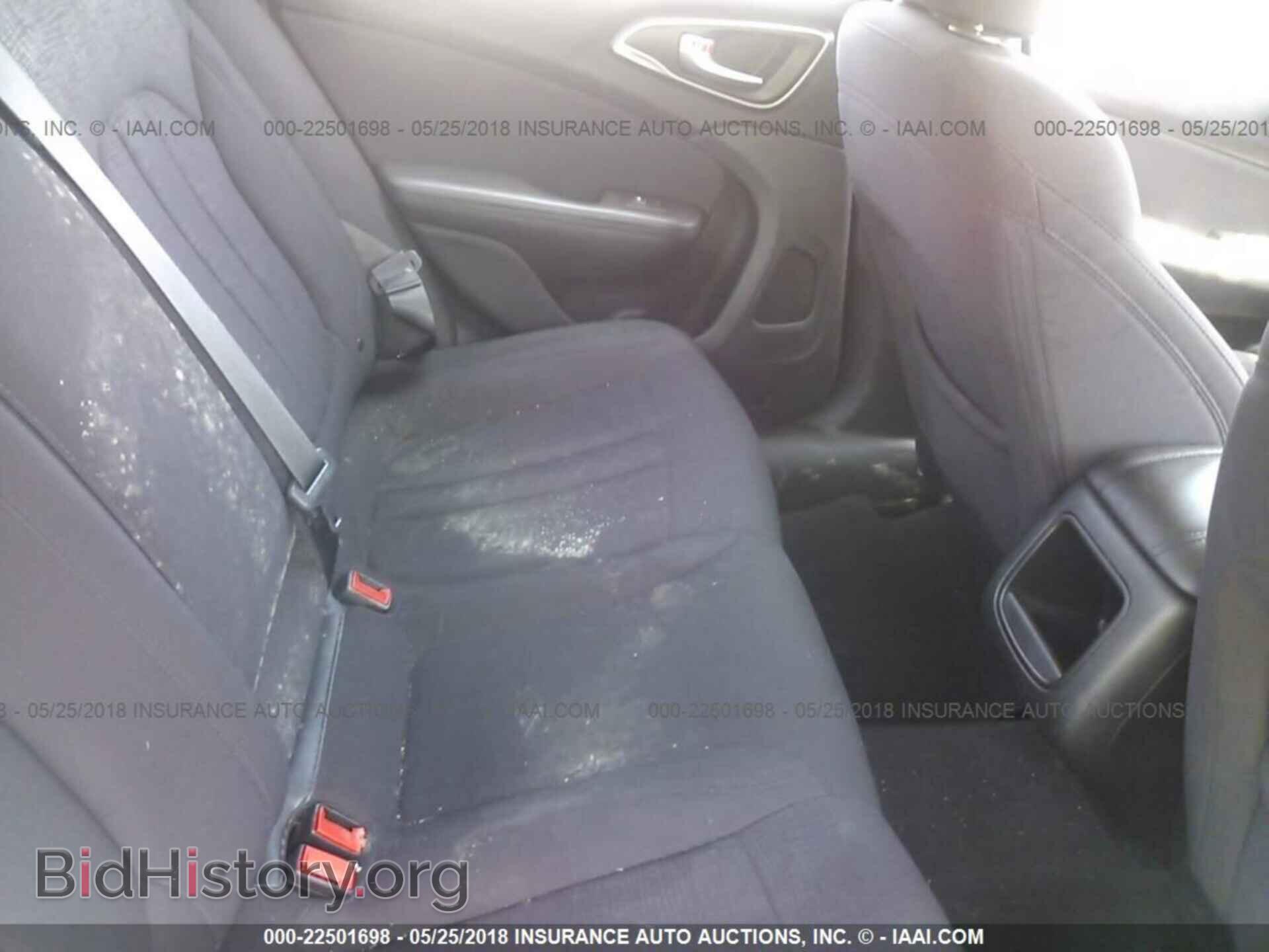 2015 Chrysler 200 - VIN: 1C3CCCAB5FN580741 - Photo 8