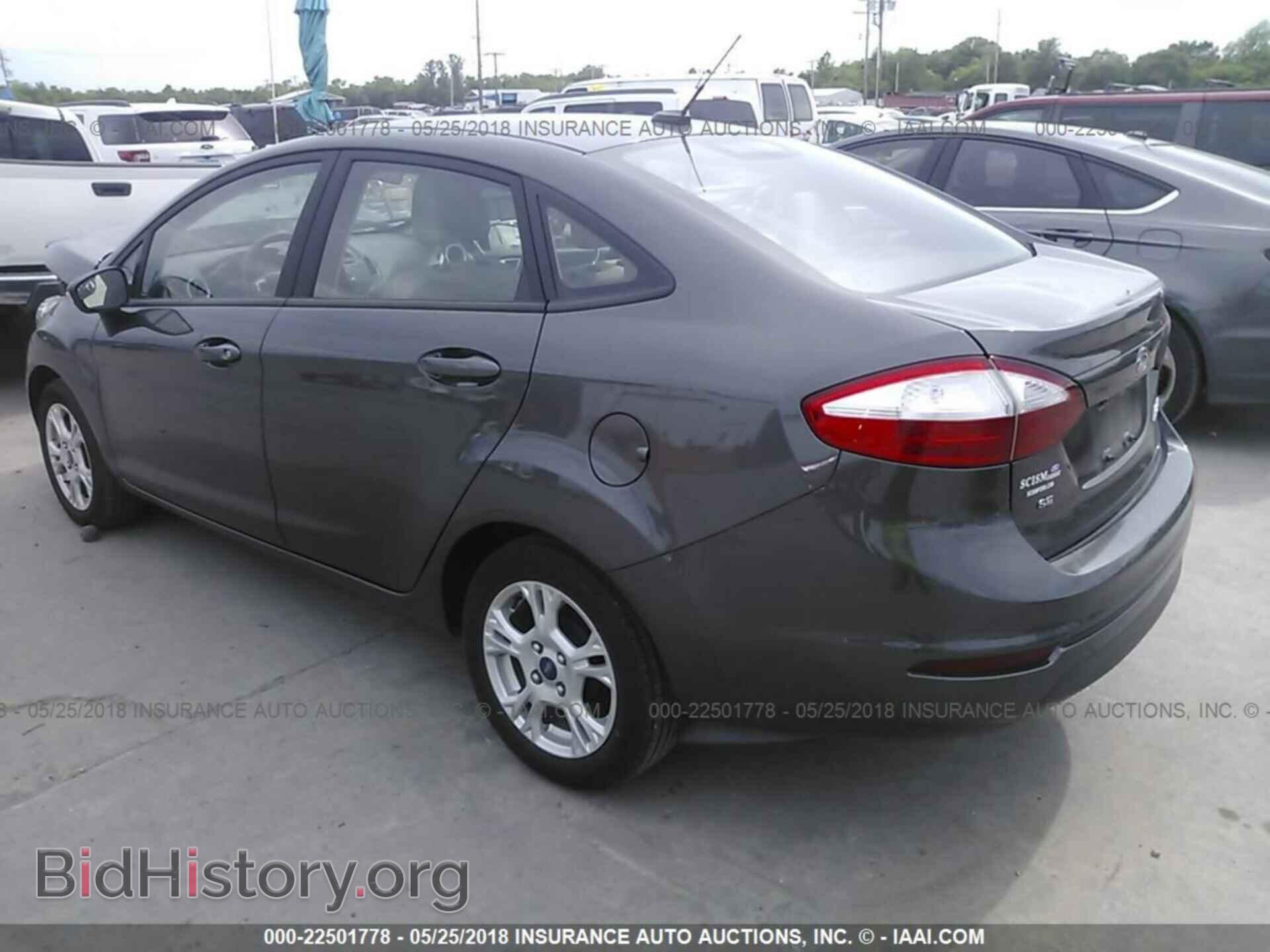 2016 Ford Fiesta - VIN: 3FADP4BJ8GM202088 - Фото 3
