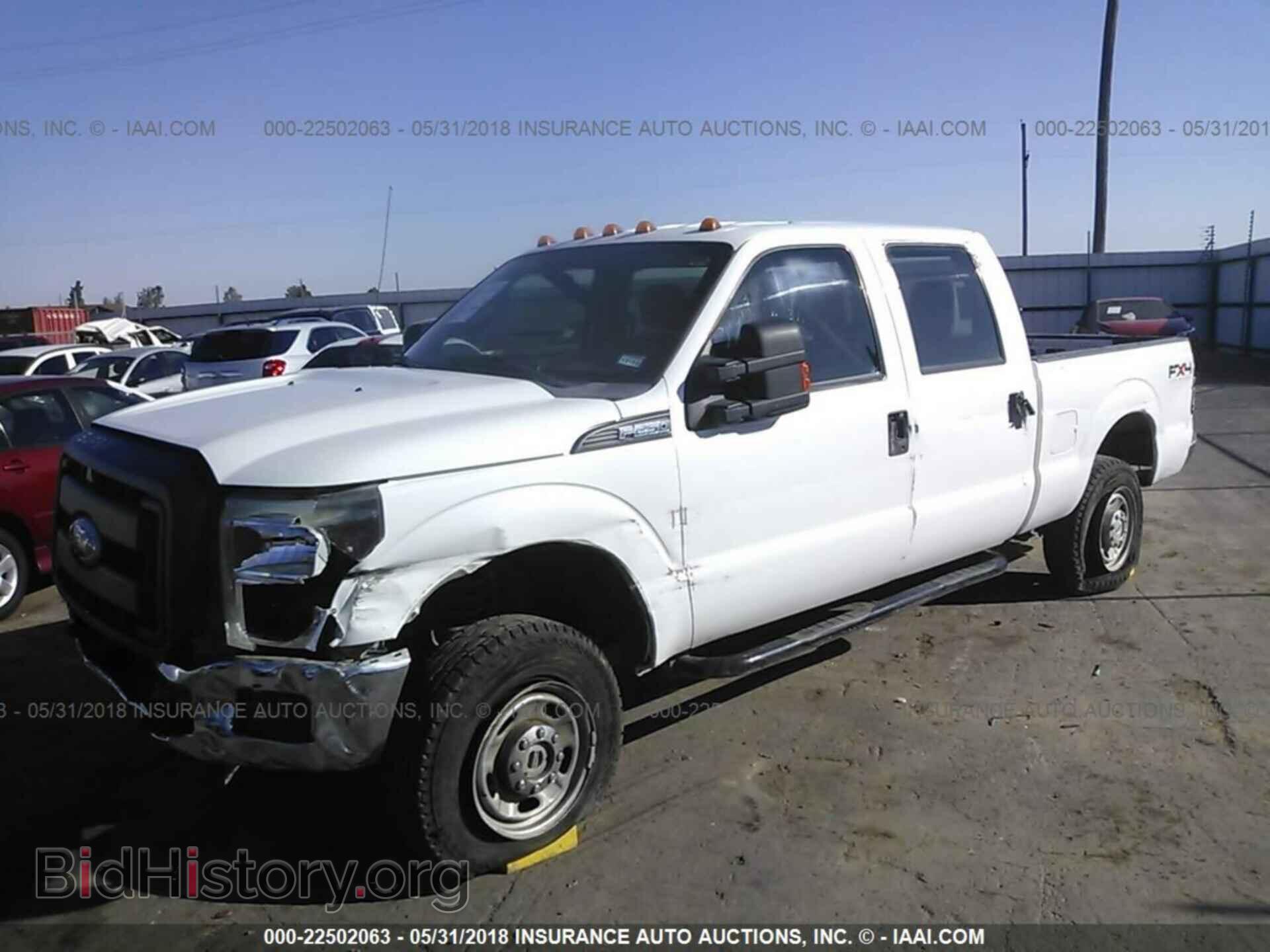 2011 Ford F250 - VIN: 1FT7W2B67BEB23844 - Фото 2