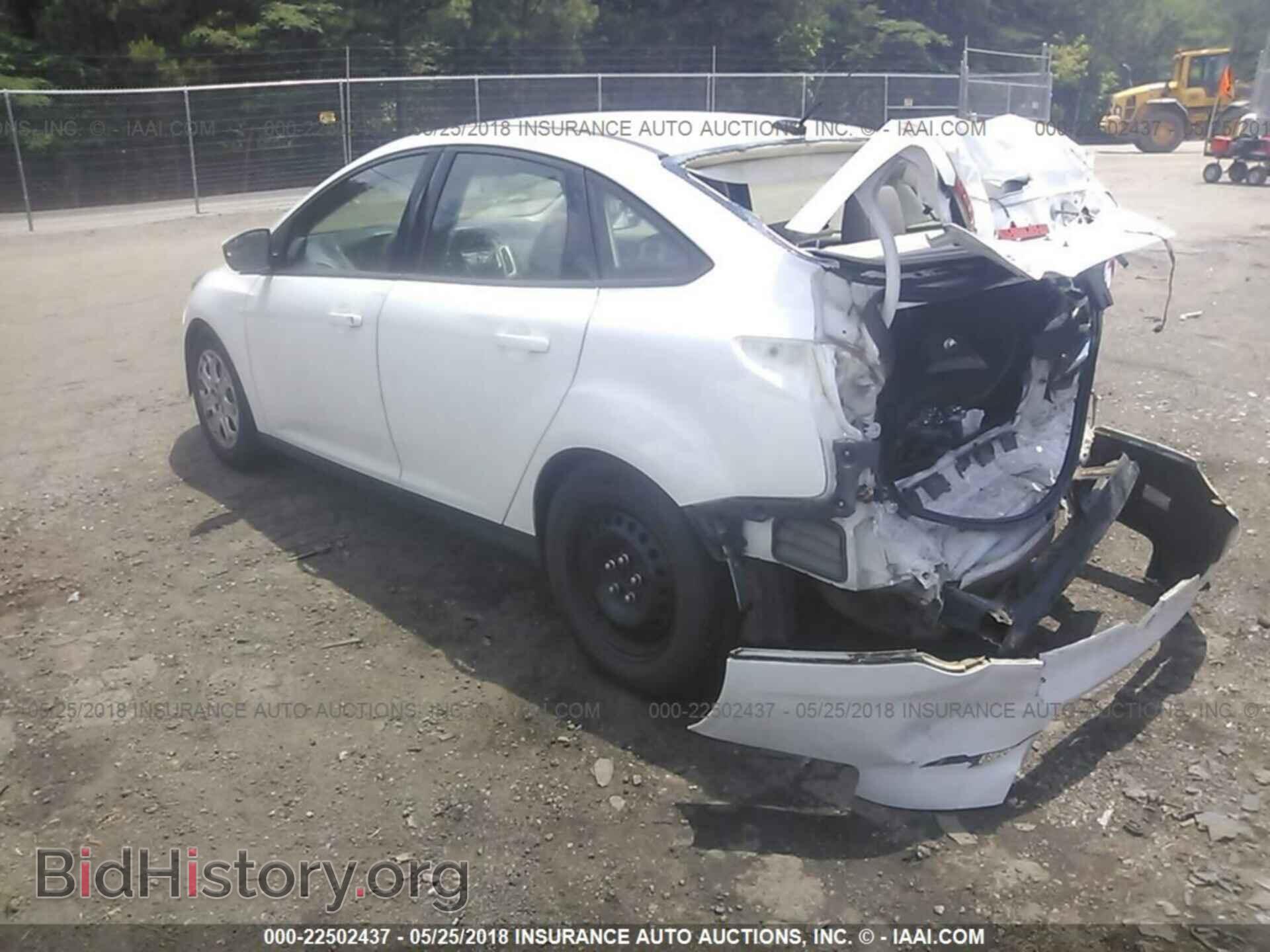 2012 Ford Focus - VIN: 1FAHP3F24CL456200 - Фото 3