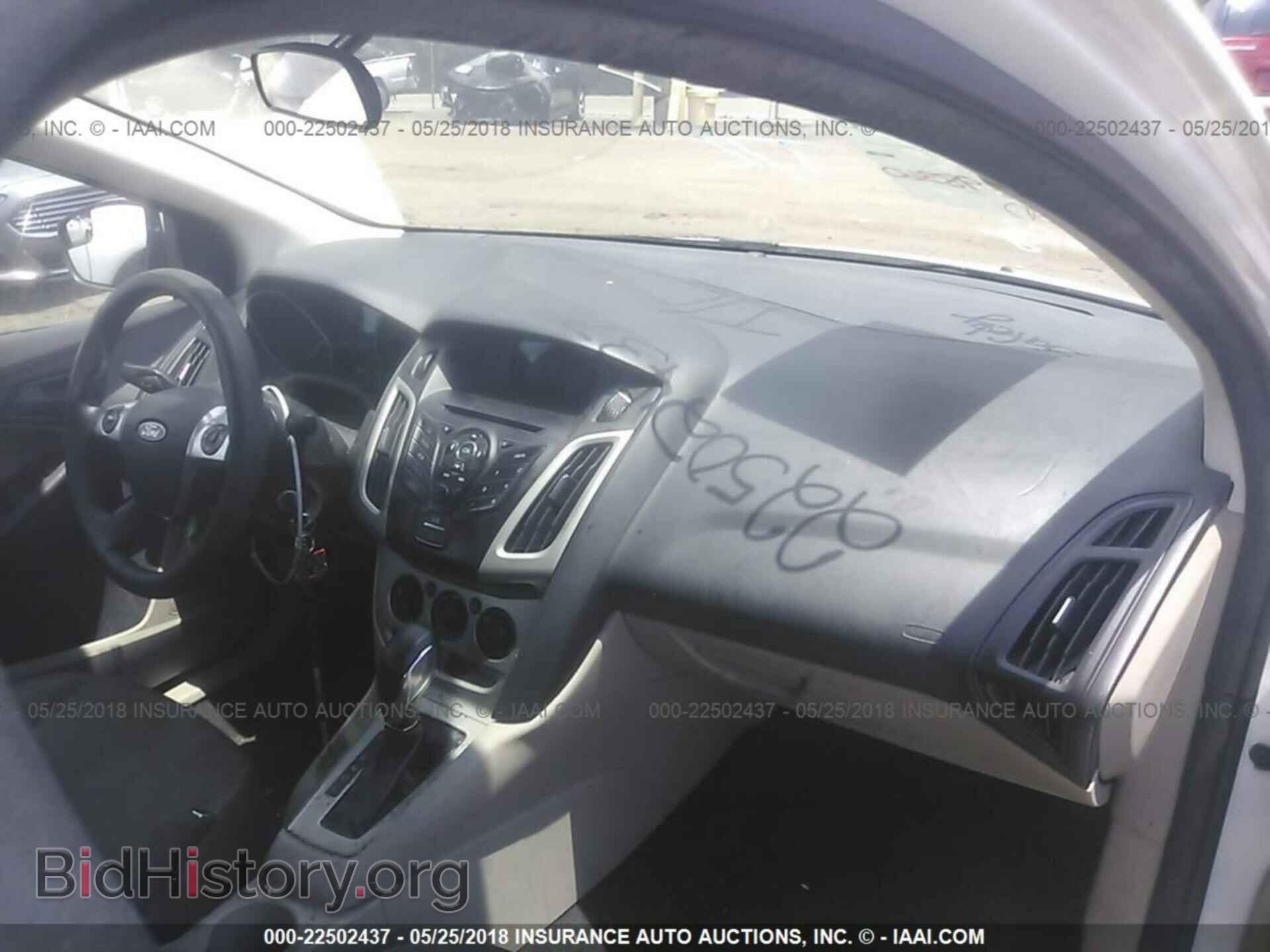 2012 Ford Focus - VIN: 1FAHP3F24CL456200 - Фото 5