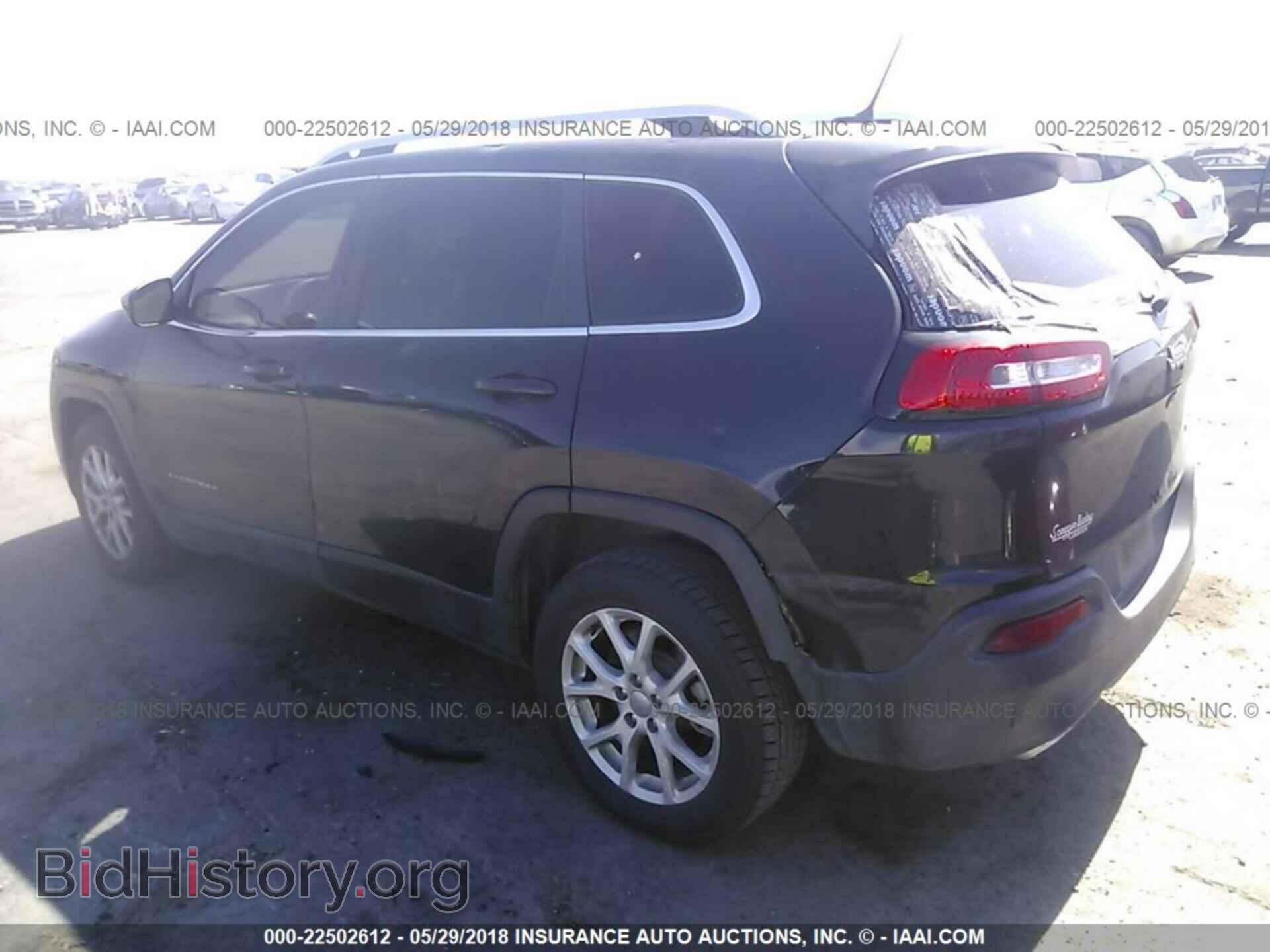 2015 Jeep Cherokee - VIN: 1C4PJLCS3FW631678 - Фото 3
