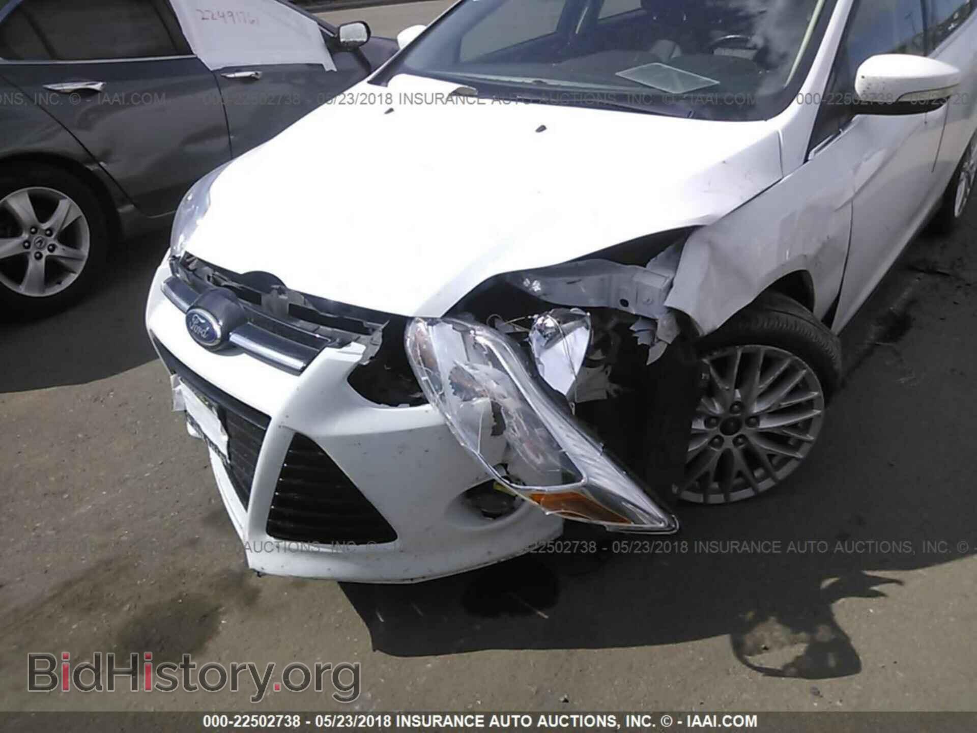 2012 Ford Focus - VIN: 1FAHP3M26CL325496 - Photo 6