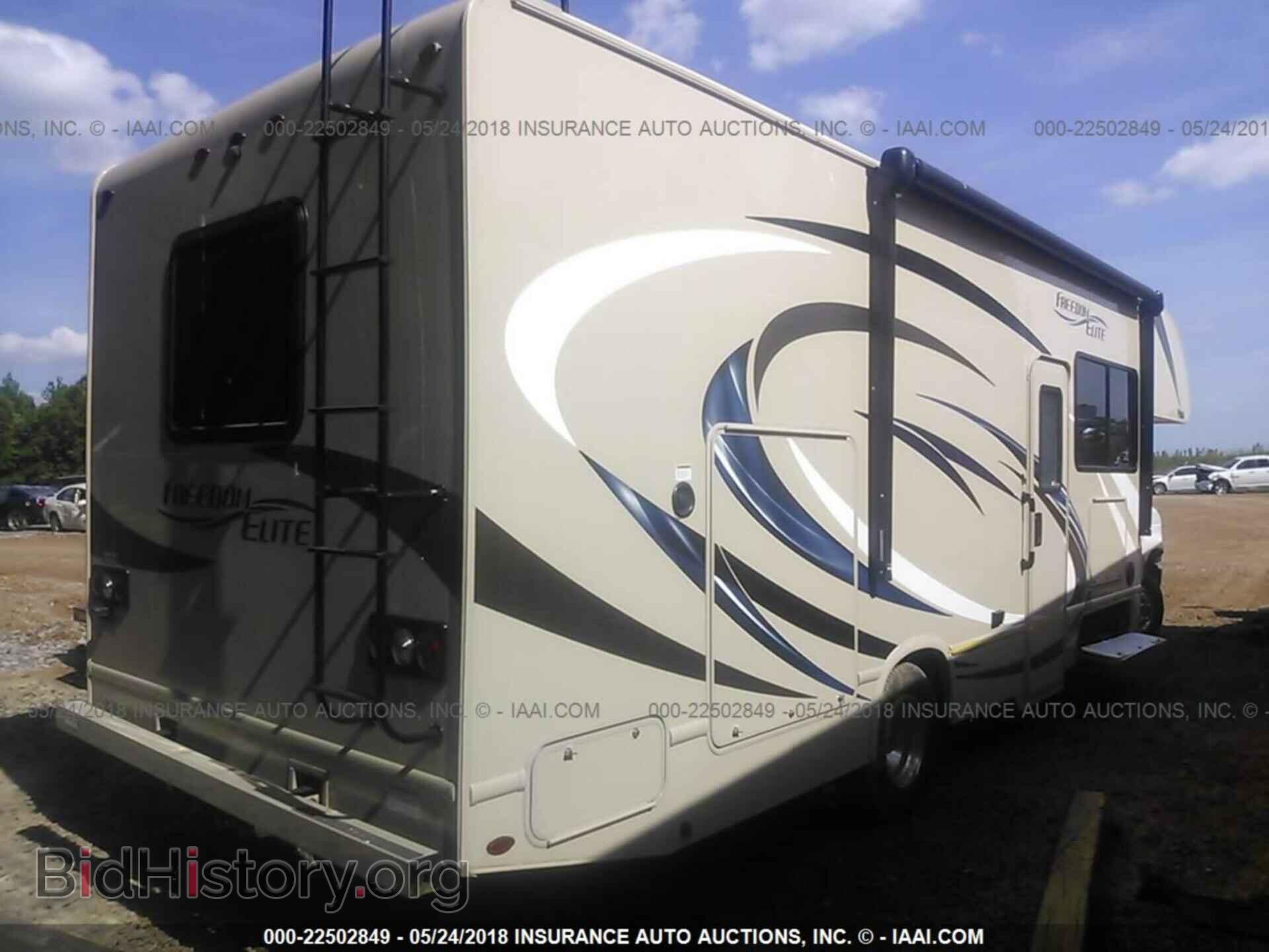 2017 Ford Econoline - VIN: 1FDXE4FS9HDC55441 - Фото 4