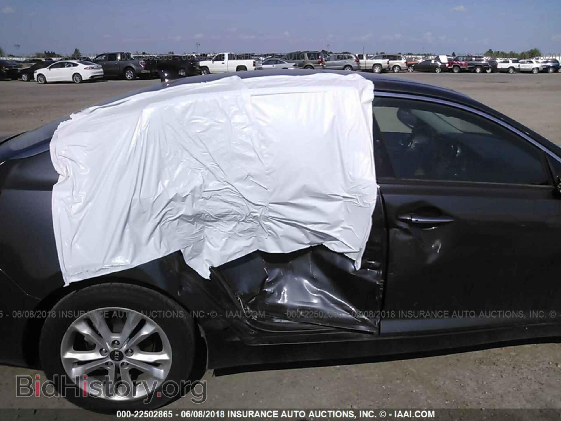 2011 Kia Optima - VIN: KNAGN4A77B5117256 - Фото 6
