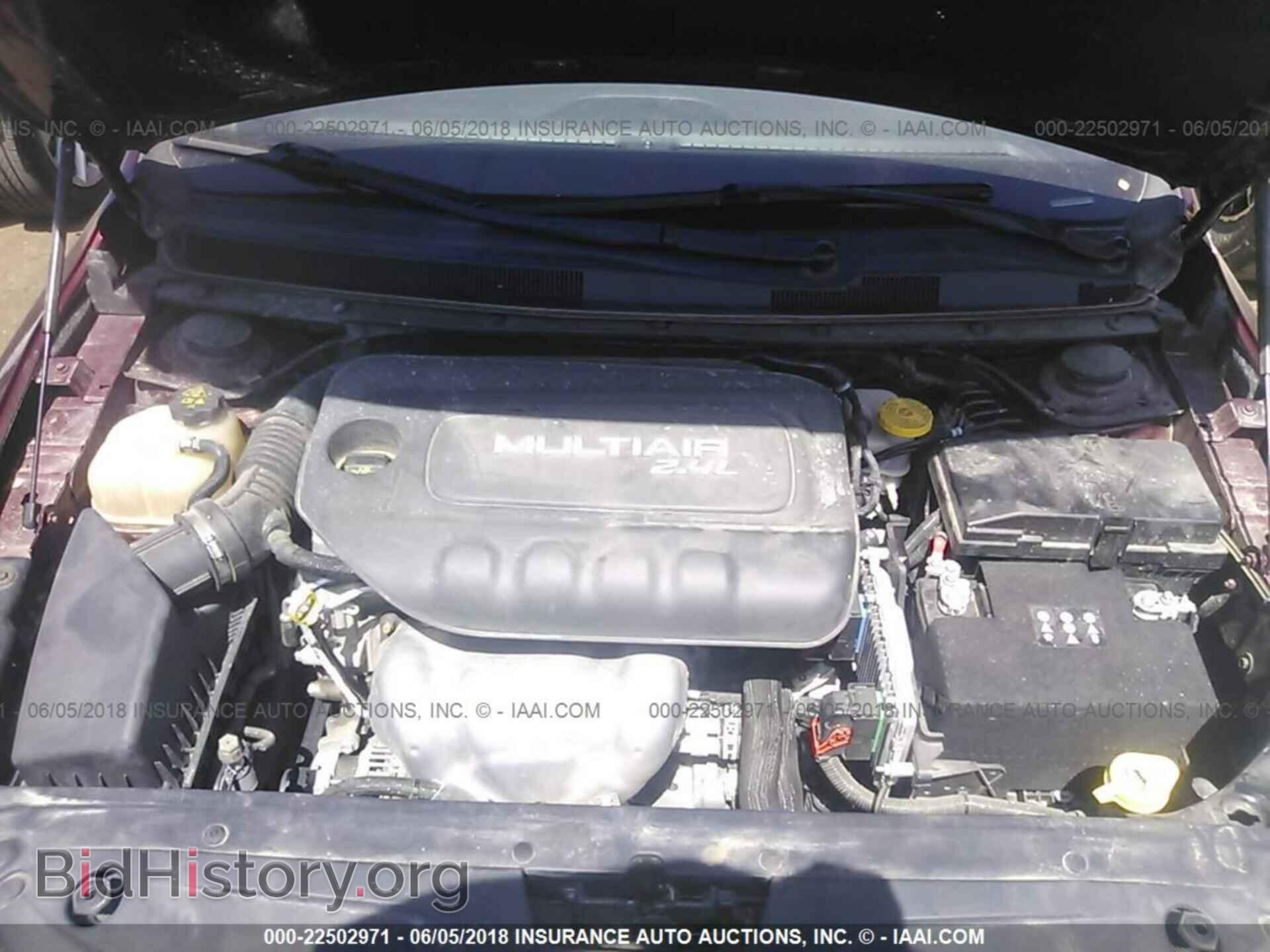 2015 Chrysler 200 - VIN: 1C3CCCAB8FN679389 - Photo 10