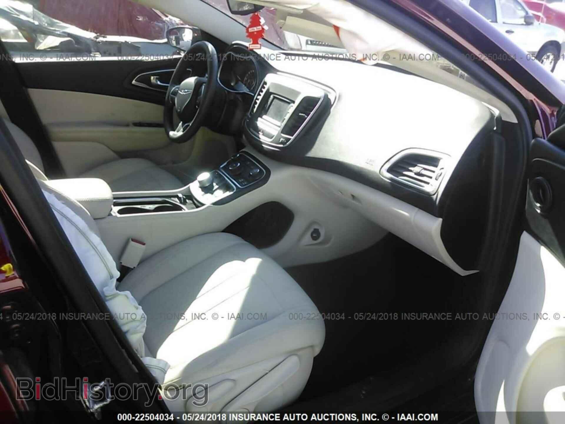 2015 Chrysler 200 - VIN: 1C3CCCAB2FN534073 - Photo 5
