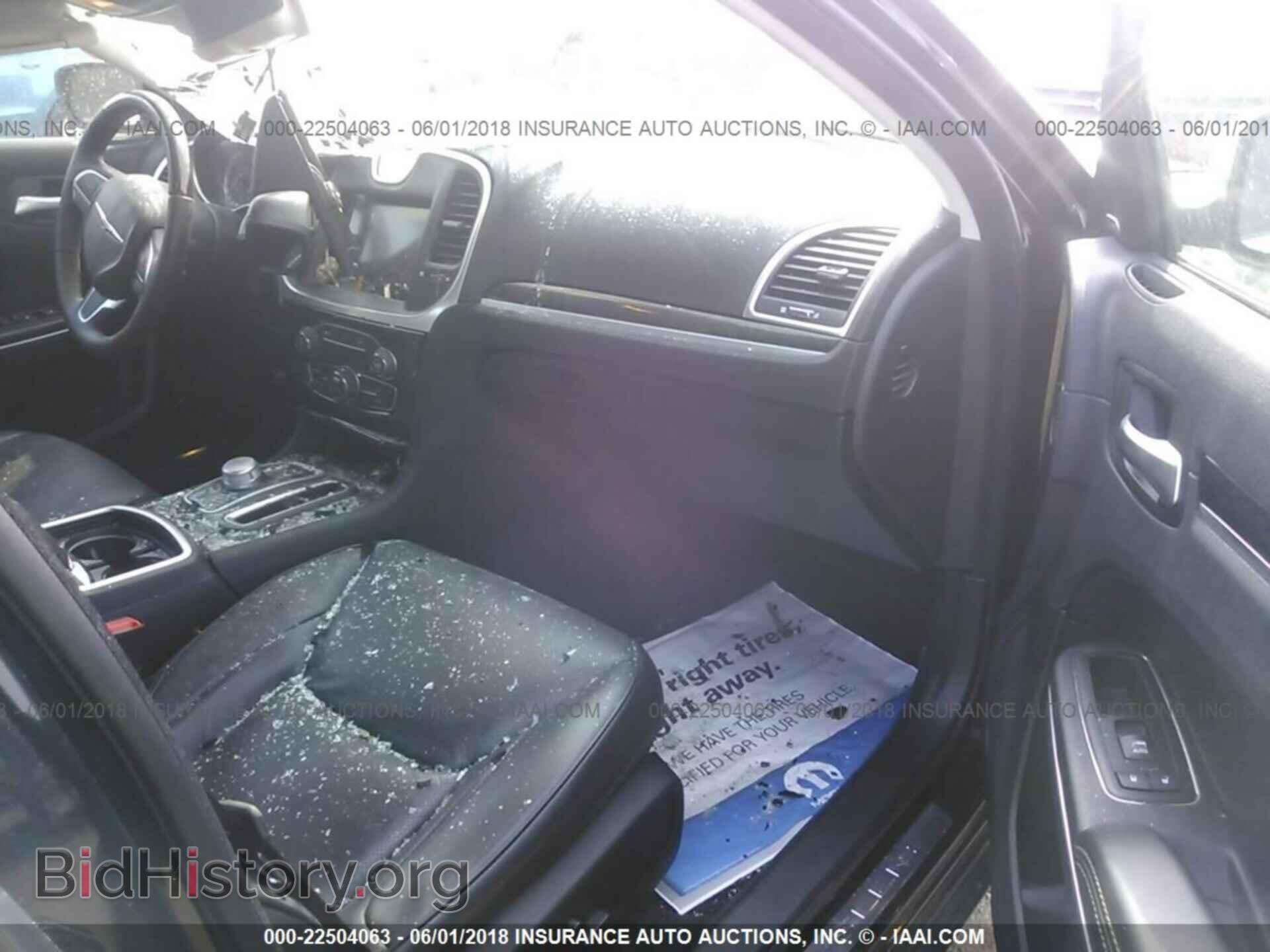 2016 Chrysler 300c - VIN: 2C3CCAEG1GH359321 - Фото 5