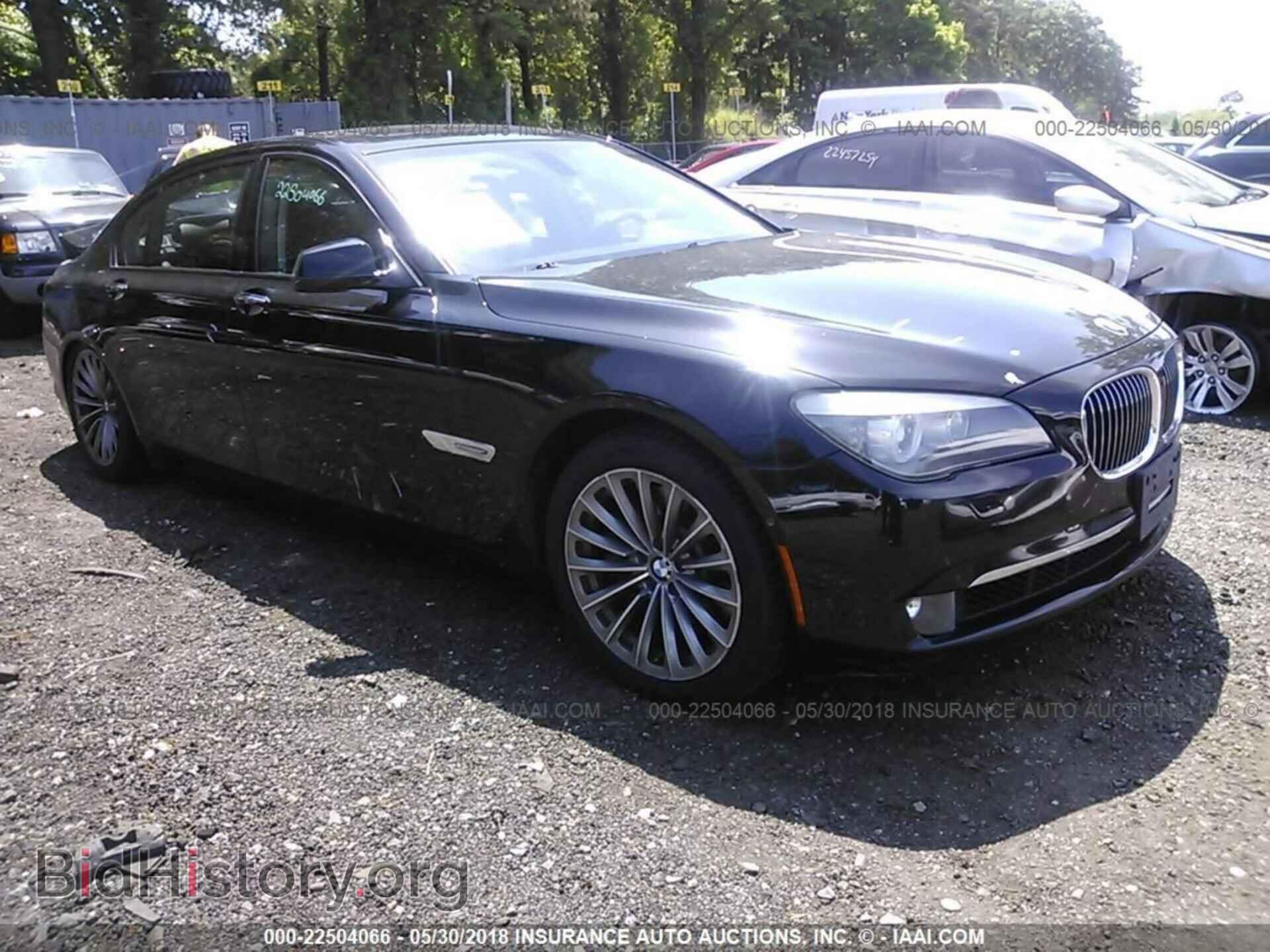 Photo WBAKB8C50BCY66689 - Bmw 750 2011
