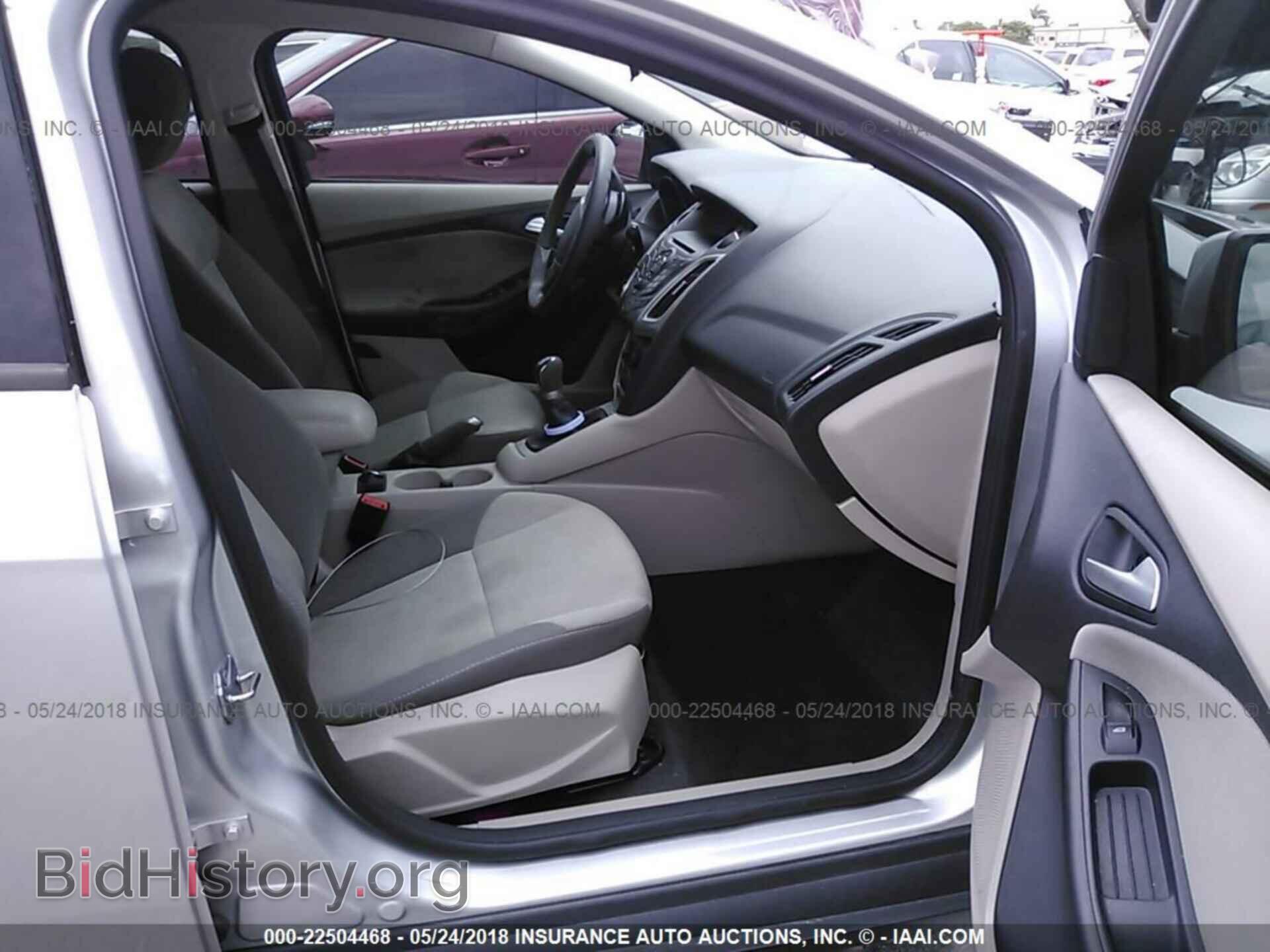 2013 Ford Focus - VIN: 1FADP3K22DL225222 - Фото 5