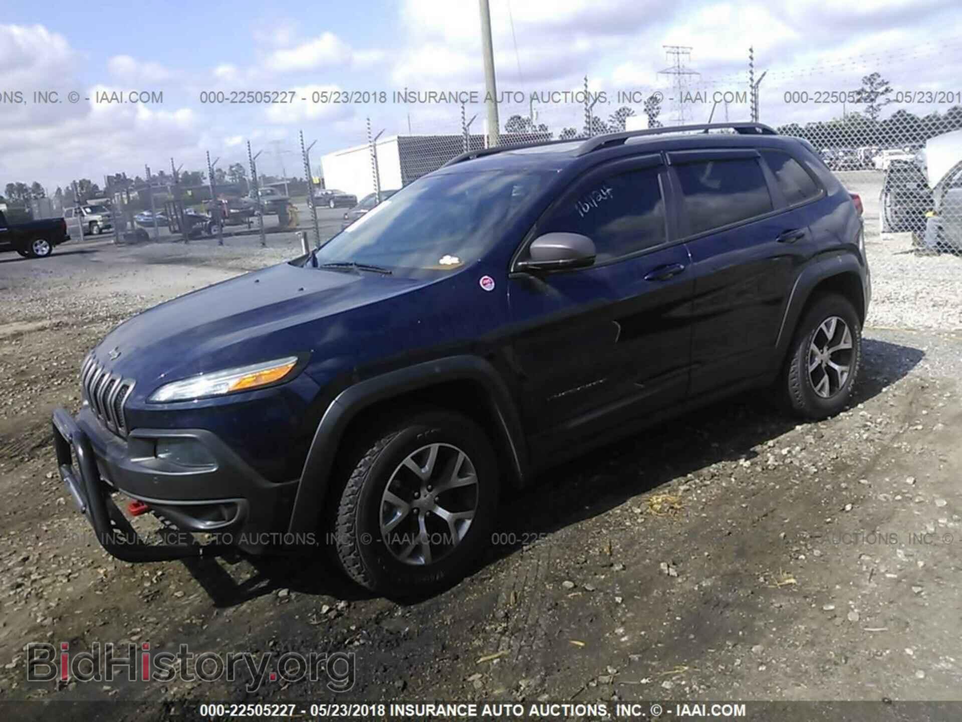 2014 Jeep Cherokee - VIN: 1C4PJMBB1EW161124 - Фото 2