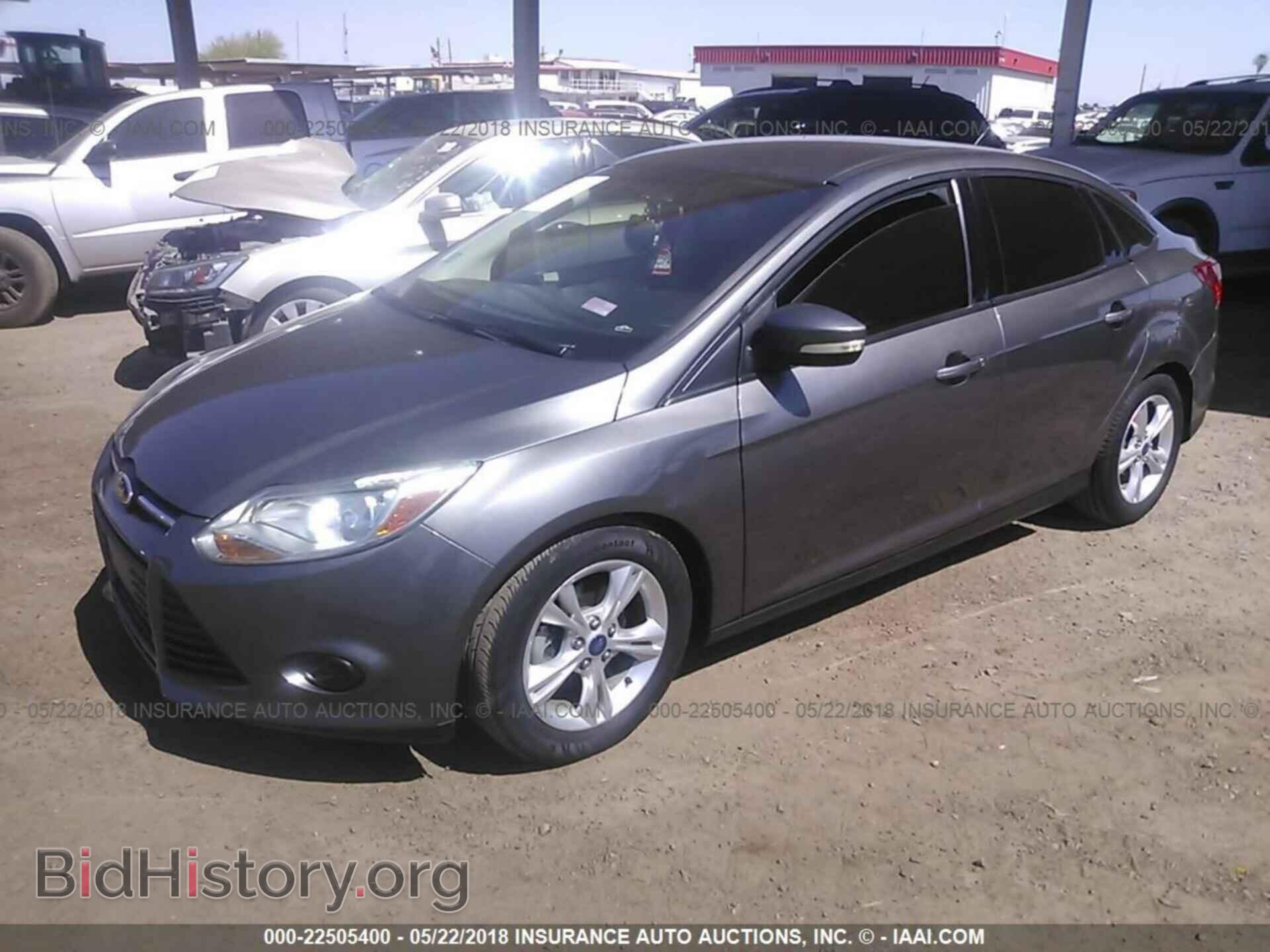 2014 Ford Focus - VIN: 1FADP3F29EL237816 - Photo 2