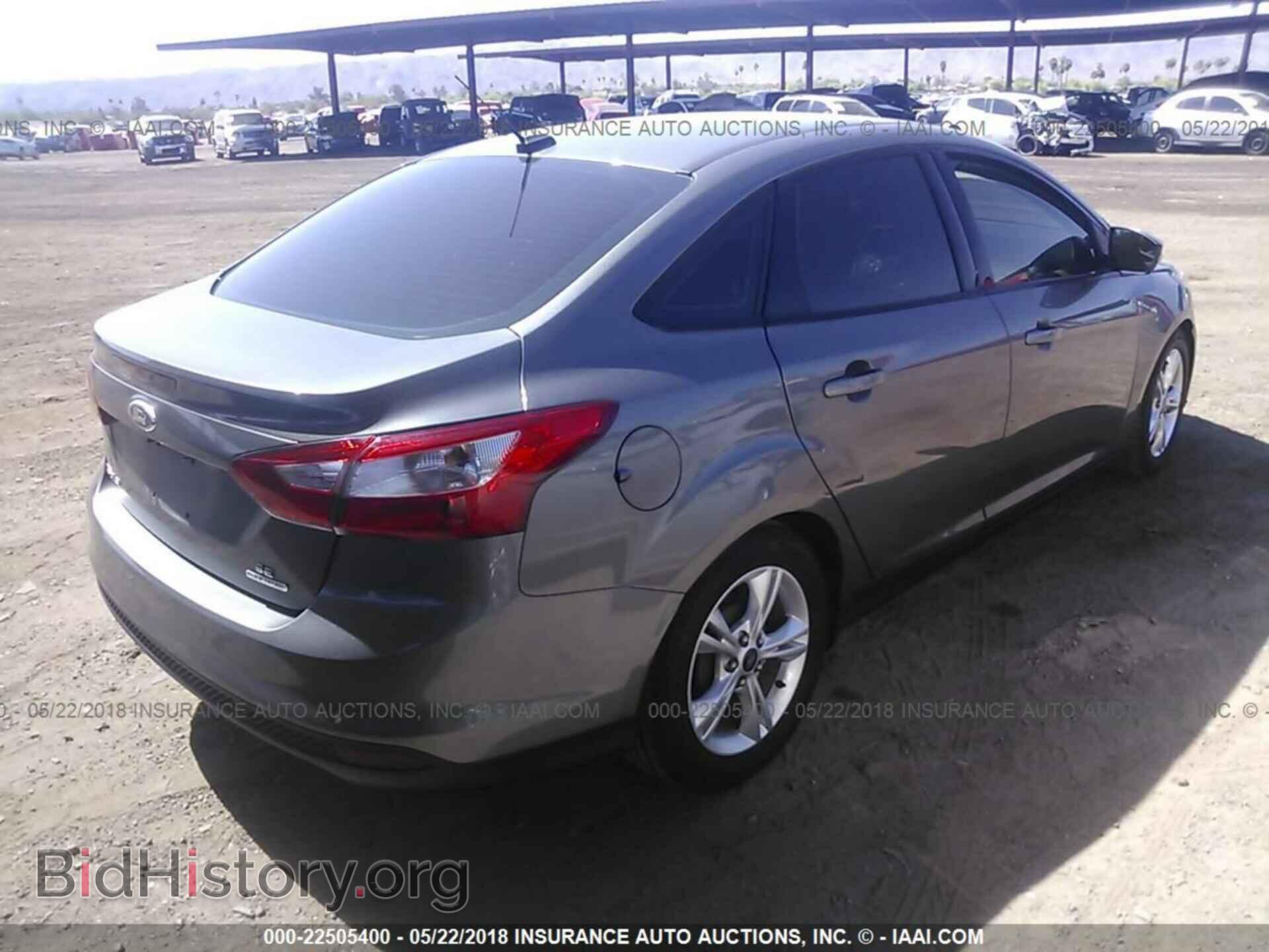 2014 Ford Focus - VIN: 1FADP3F29EL237816 - Photo 4