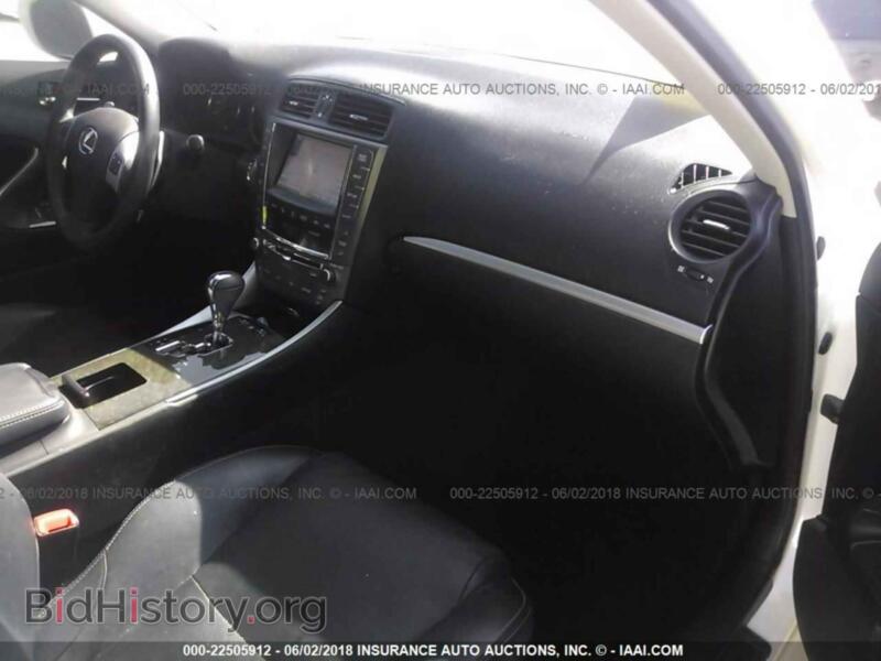 2012 Lexus IS (VIN JTHBF5C24C5176203) — photo 5 of 10