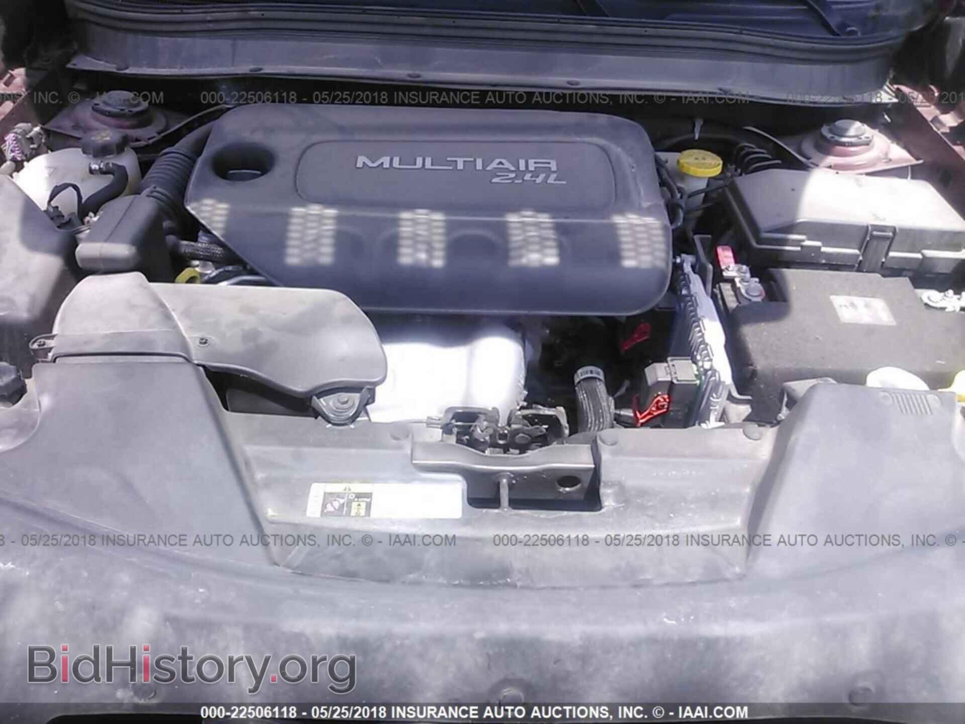 2015 Jeep Cherokee - VIN: 1C4PJMAB2FW591165 - Photo 10