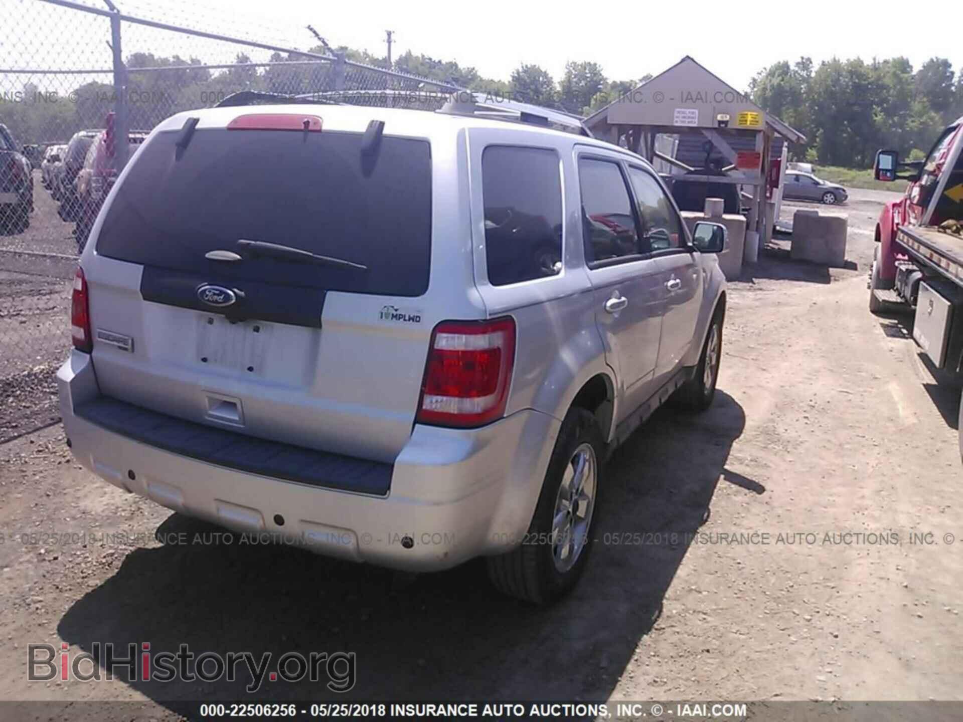 2011 Ford Escape - VIN: 1FMCU9E71BKB01143 - Фото 4