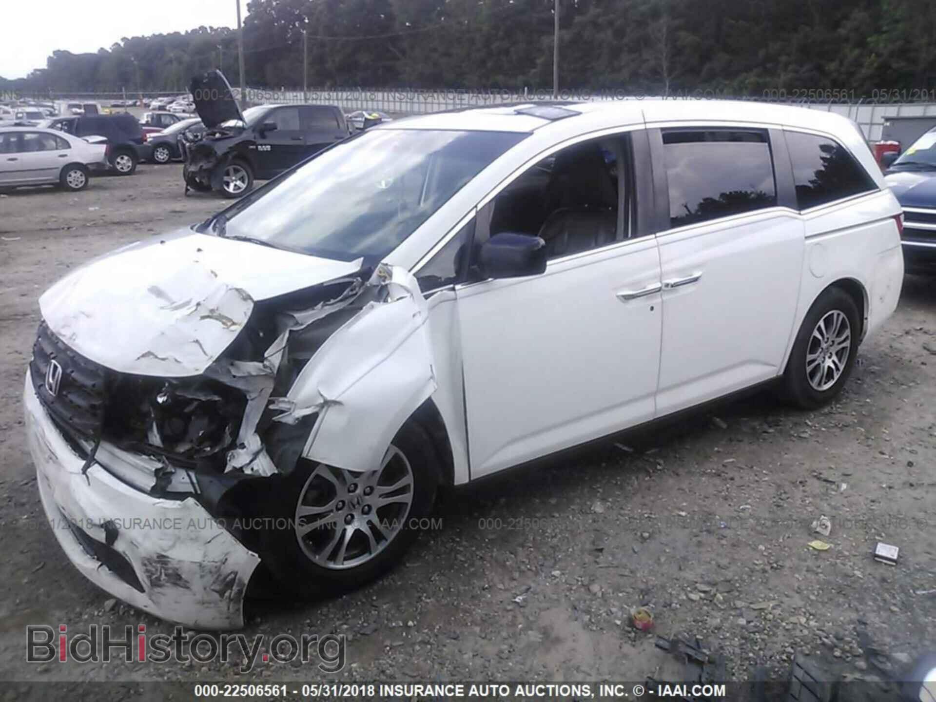 2012 Honda Odyssey - VIN: 5FNRL5H62CB043247 - Фото 2