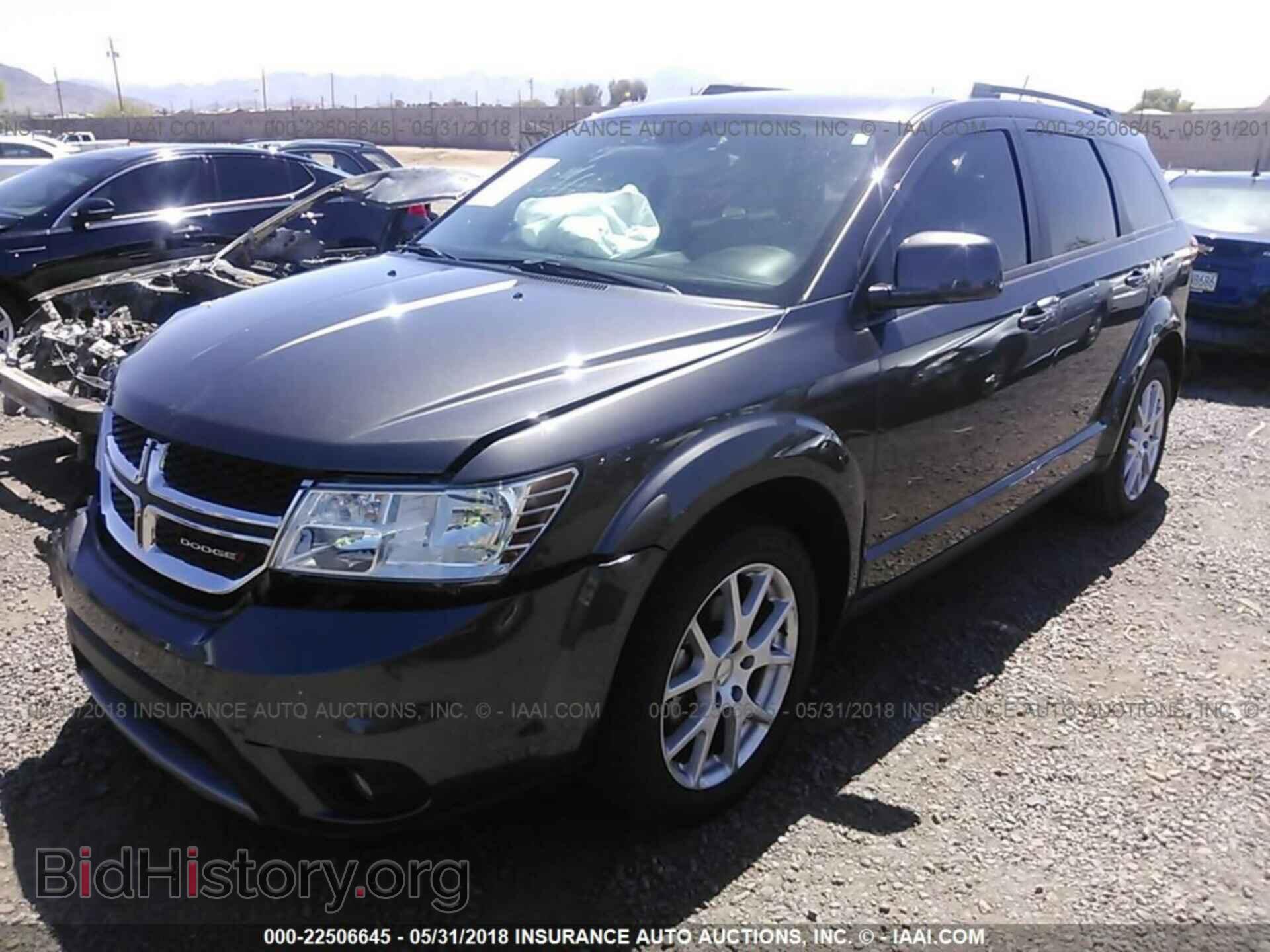 2016 Dodge Journey - VIN: 3C4PDCBB1GT240190 - Photo 2