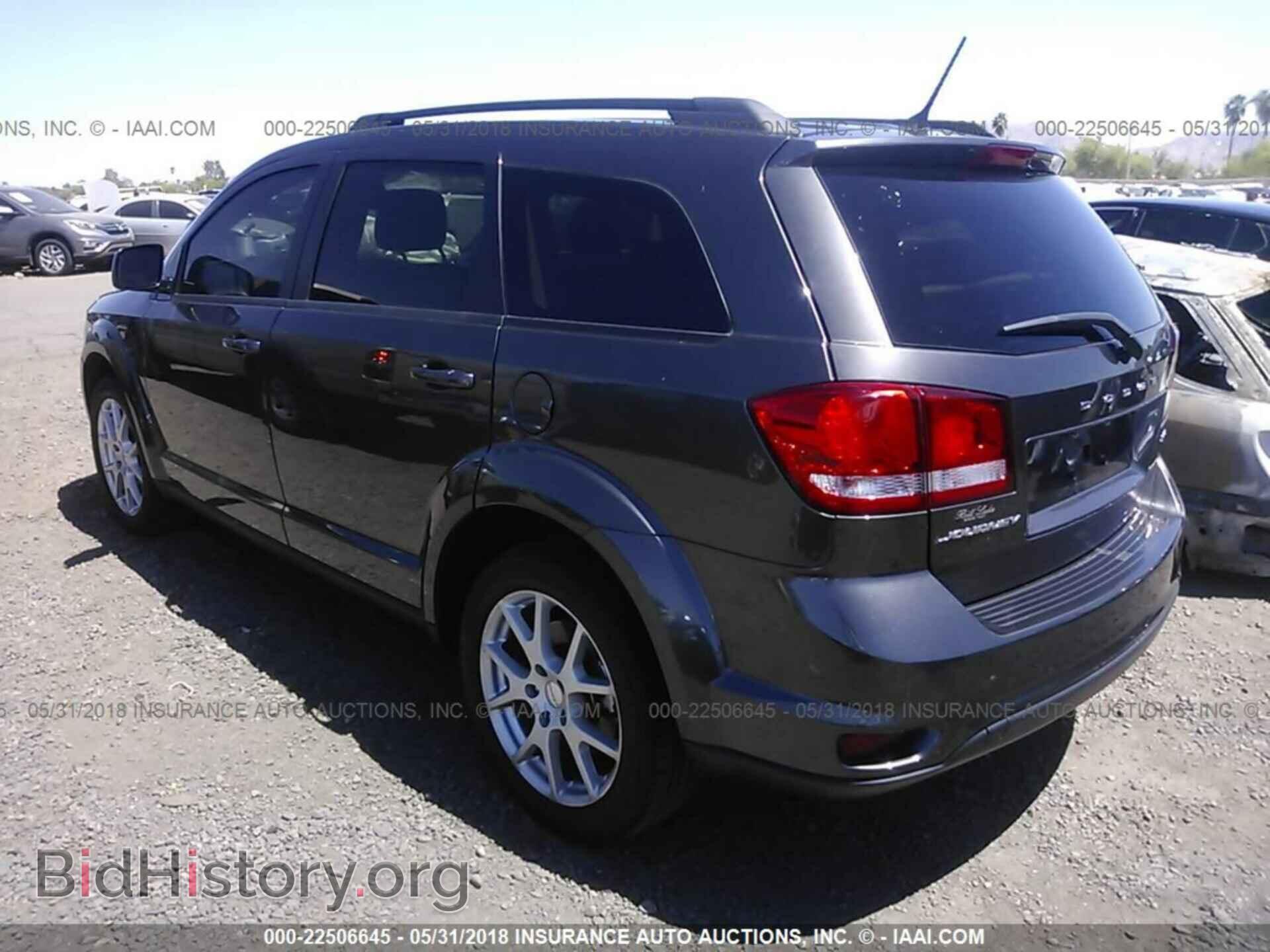 2016 Dodge Journey - VIN: 3C4PDCBB1GT240190 - Photo 3