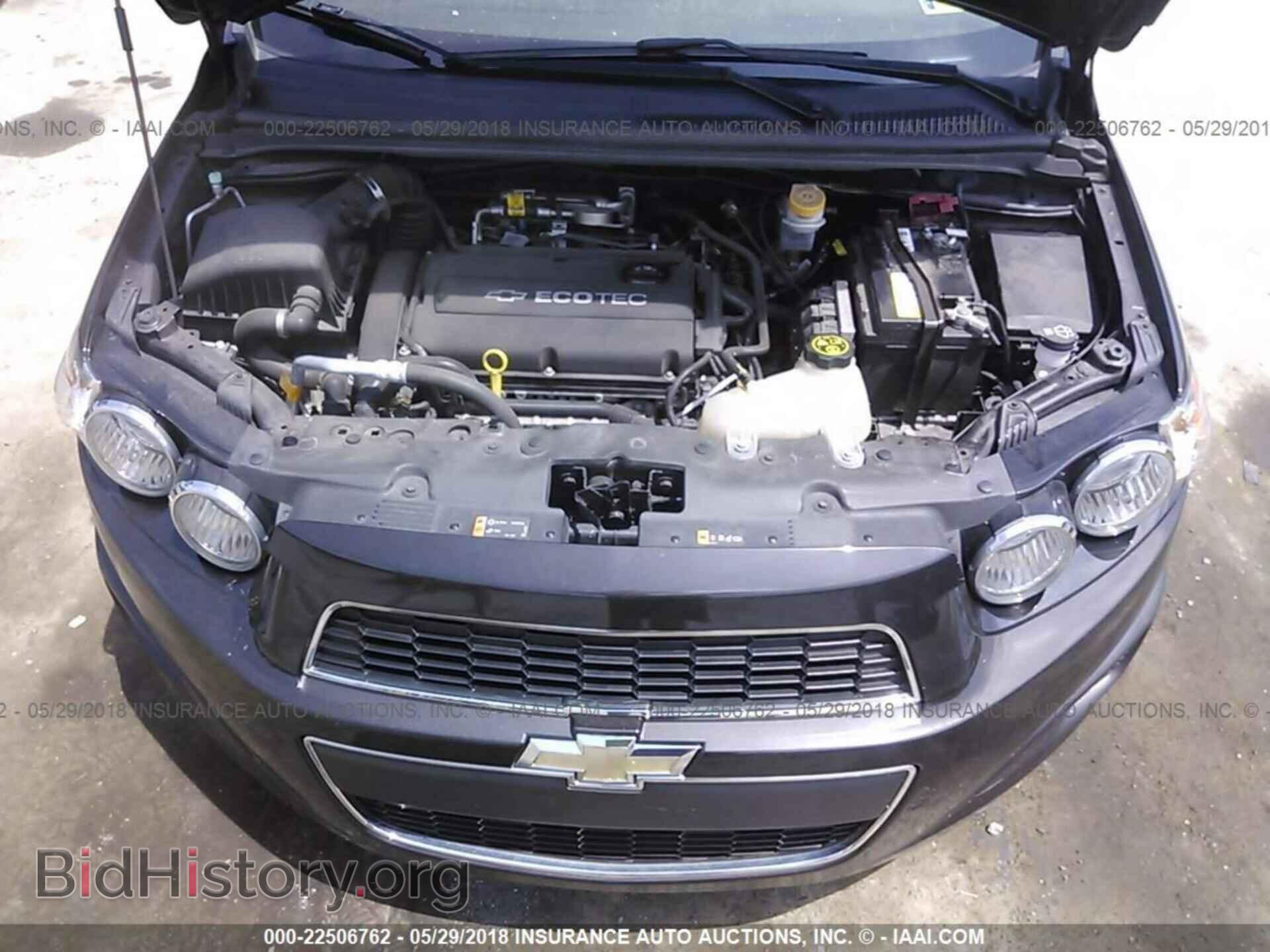 2014 Chevrolet Sonic - VIN: 1G1JA6SG8E4158514 - Photo 10