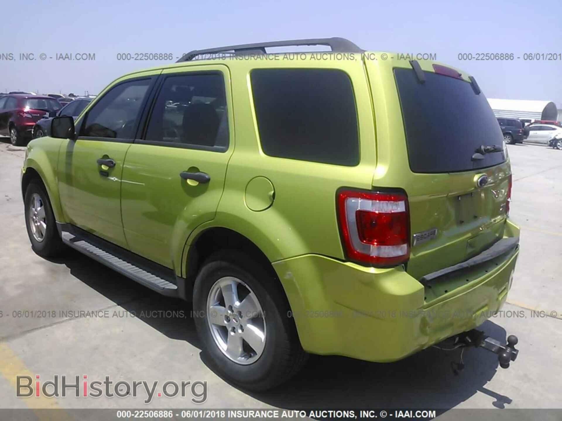 2011 Ford Escape - VIN: 1FMCU0DG1BKB72324 - Photo 3