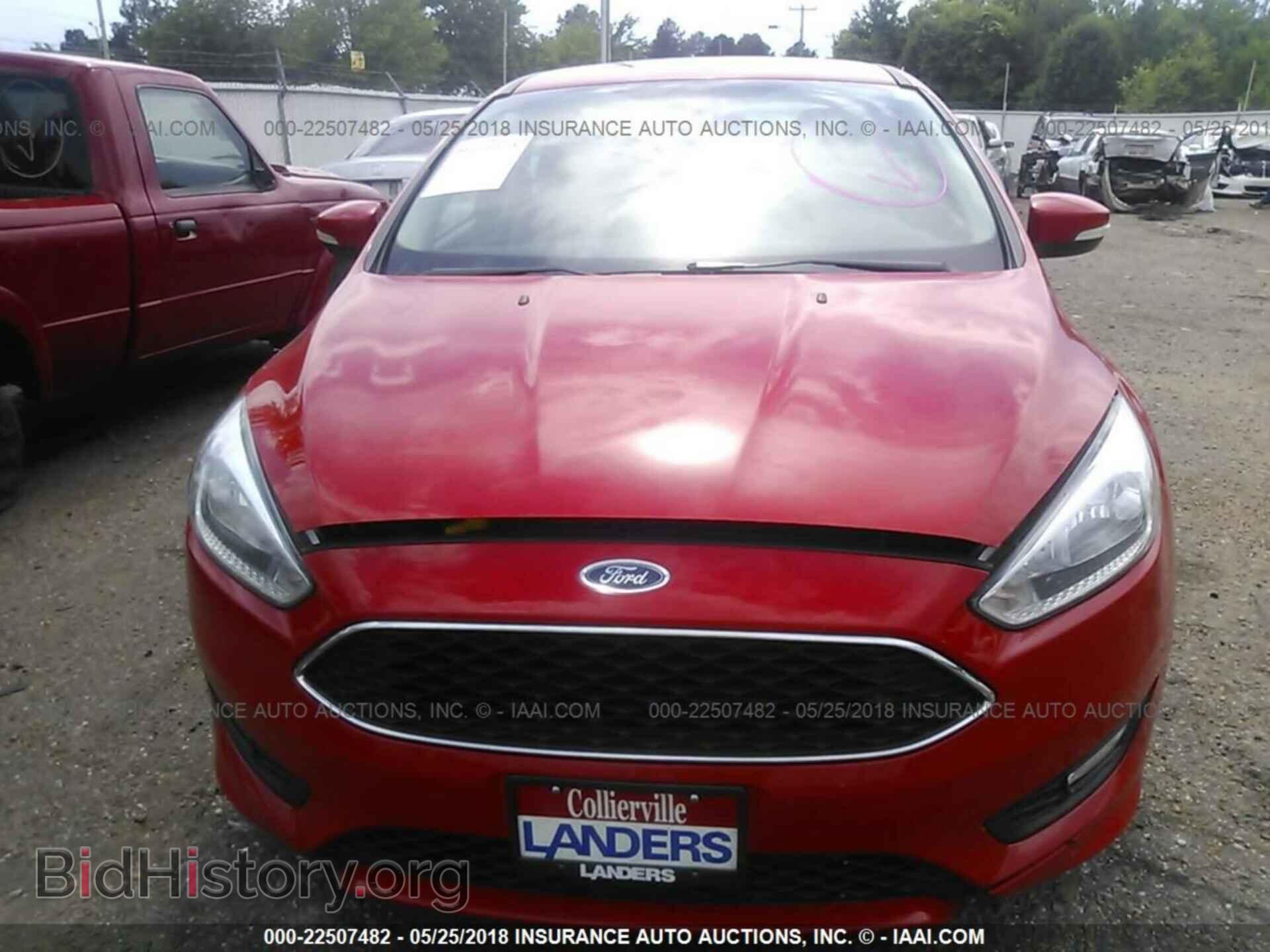 2015 Ford Focus - VIN: 1FADP3F24FL372591 - Photo 6