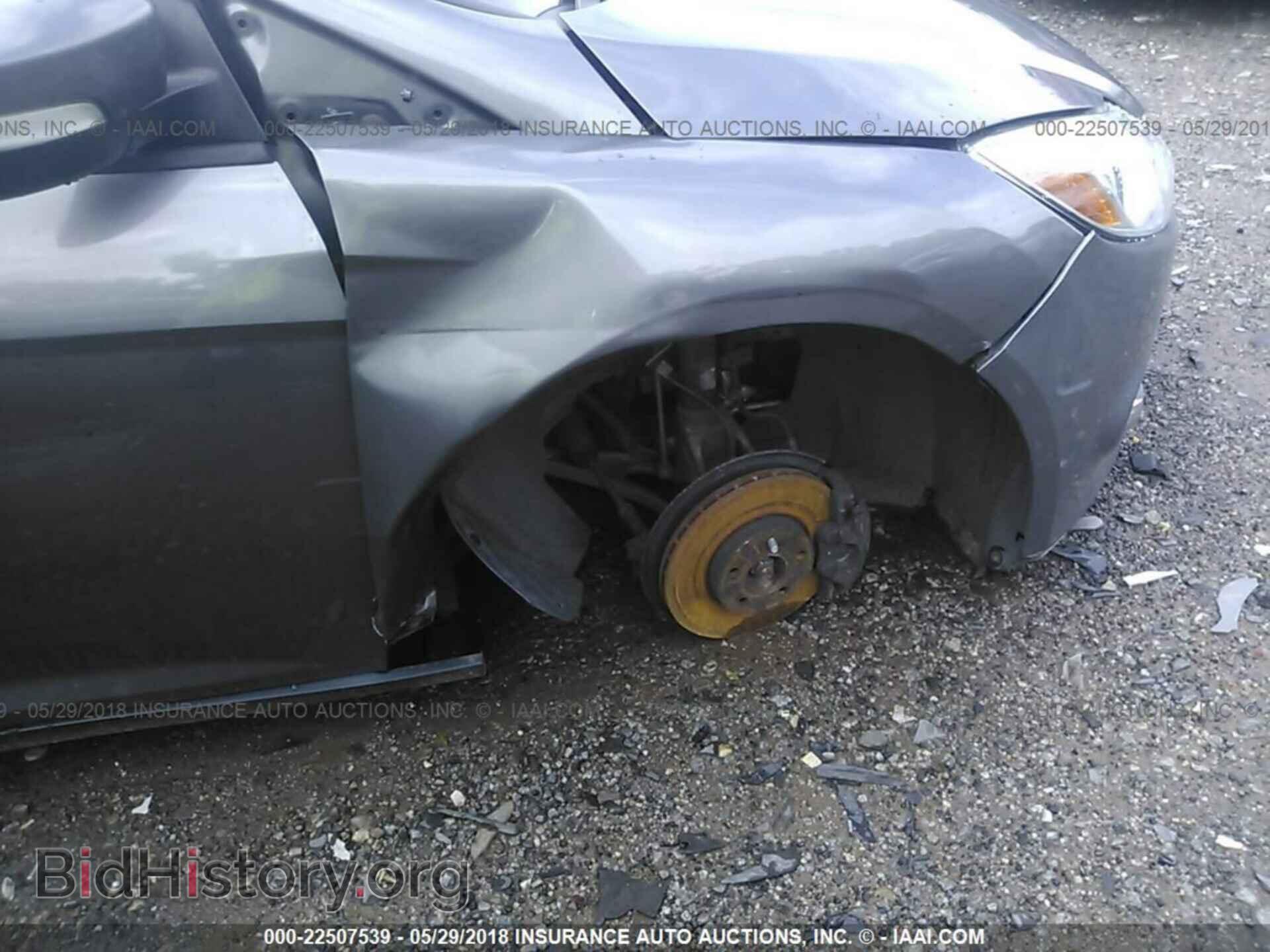 2014 Ford Focus - VIN: 1FADP3F25EL266794 - Photo 6