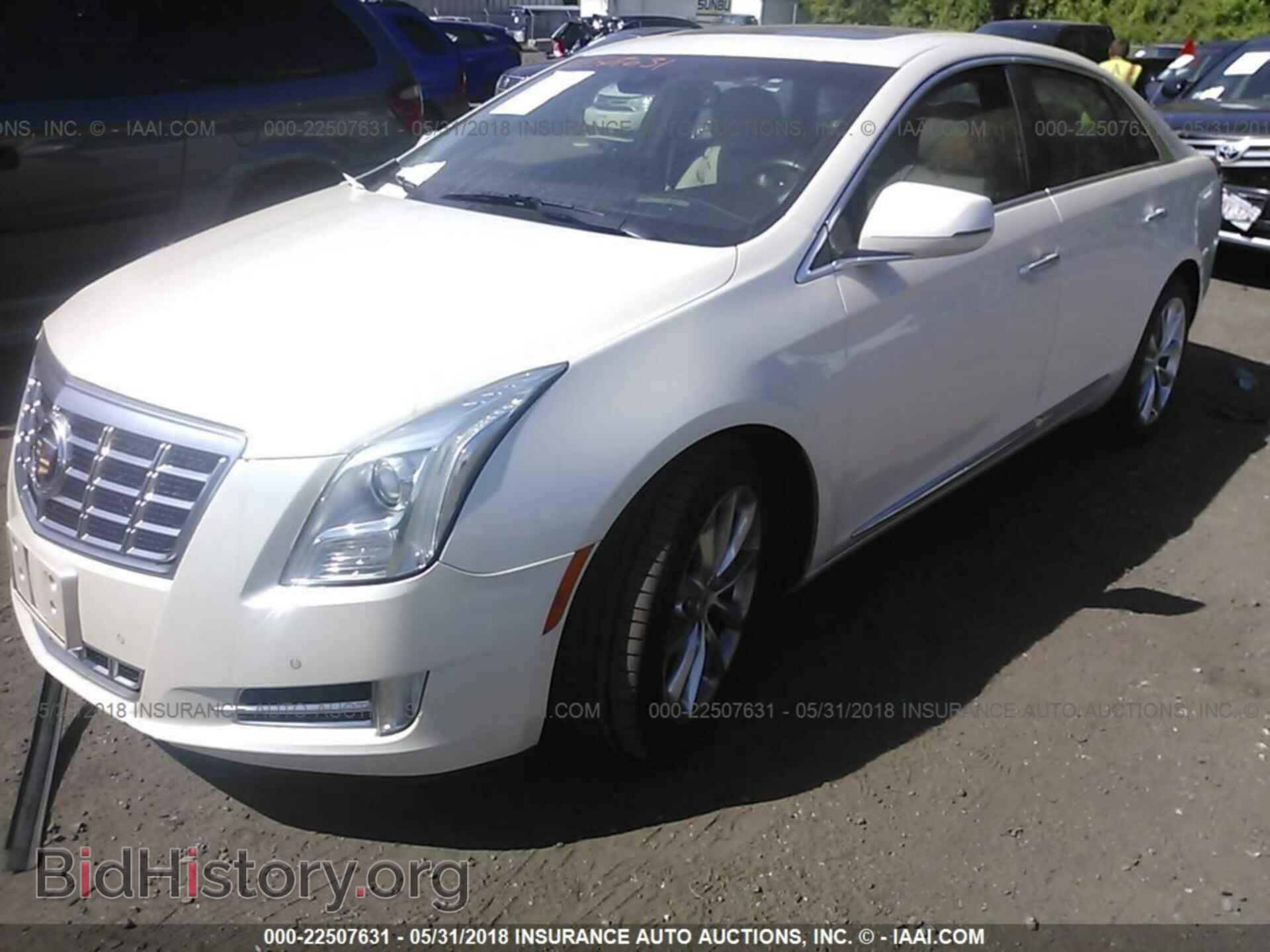 2013 Cadillac Xts - VIN: 2G61T5S34D9105803 - Фото 2