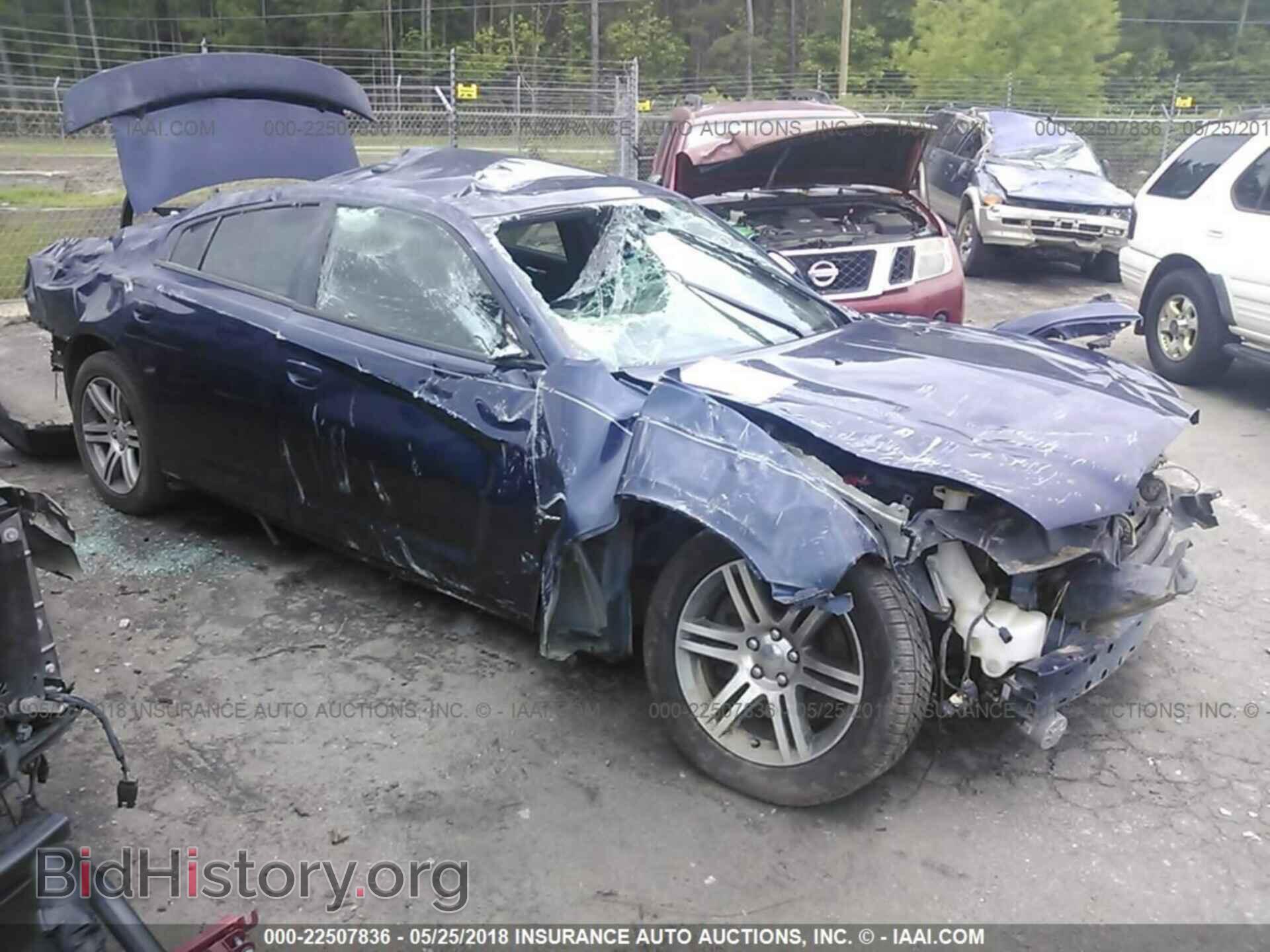 Photo 2C3CDXCT8DH711063 - Dodge Charger 2013