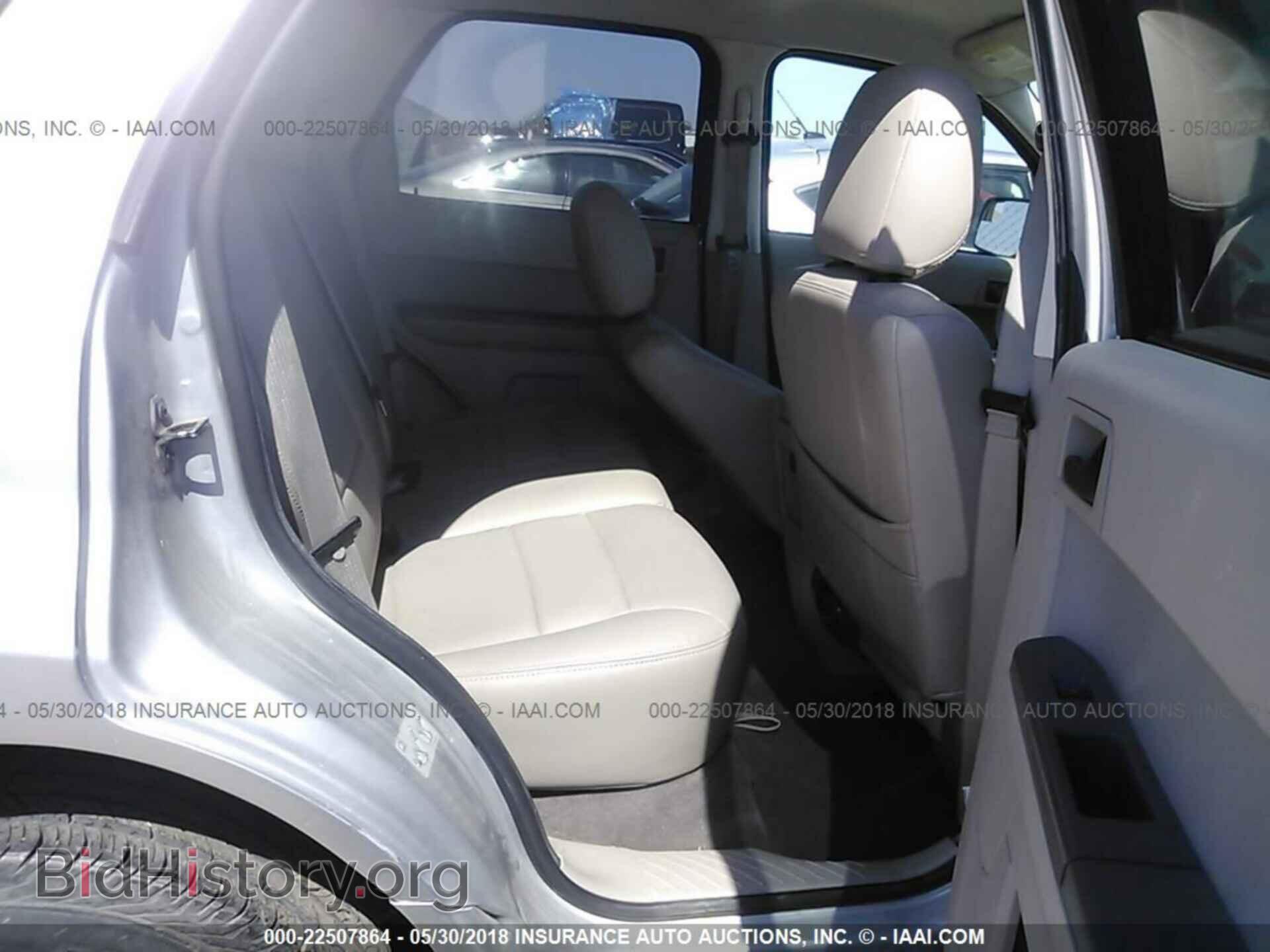 2012 Ford Escape - VIN: 1FMCU0D7XCKB35192 - Photo 8