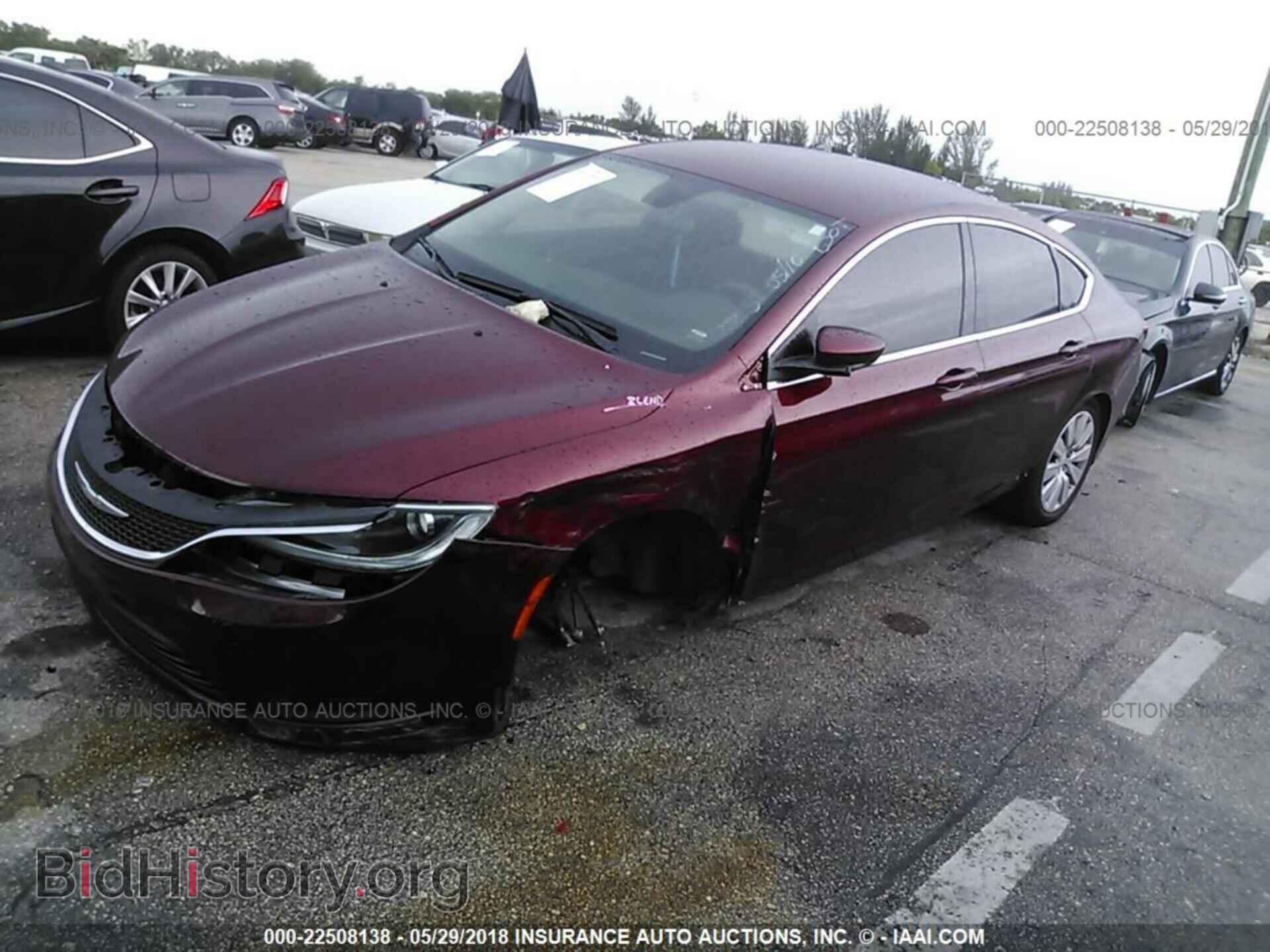 2015 Chrysler 200 - VIN: 1C3CCCFBXFN563815 - Photo 2