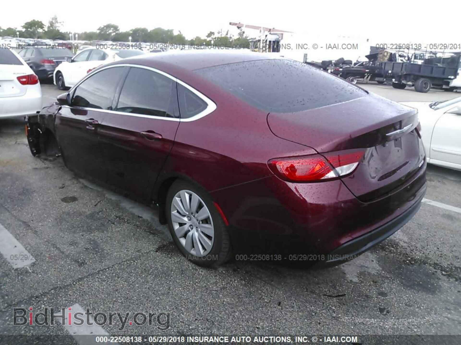 2015 Chrysler 200 - VIN: 1C3CCCFBXFN563815 - Photo 3
