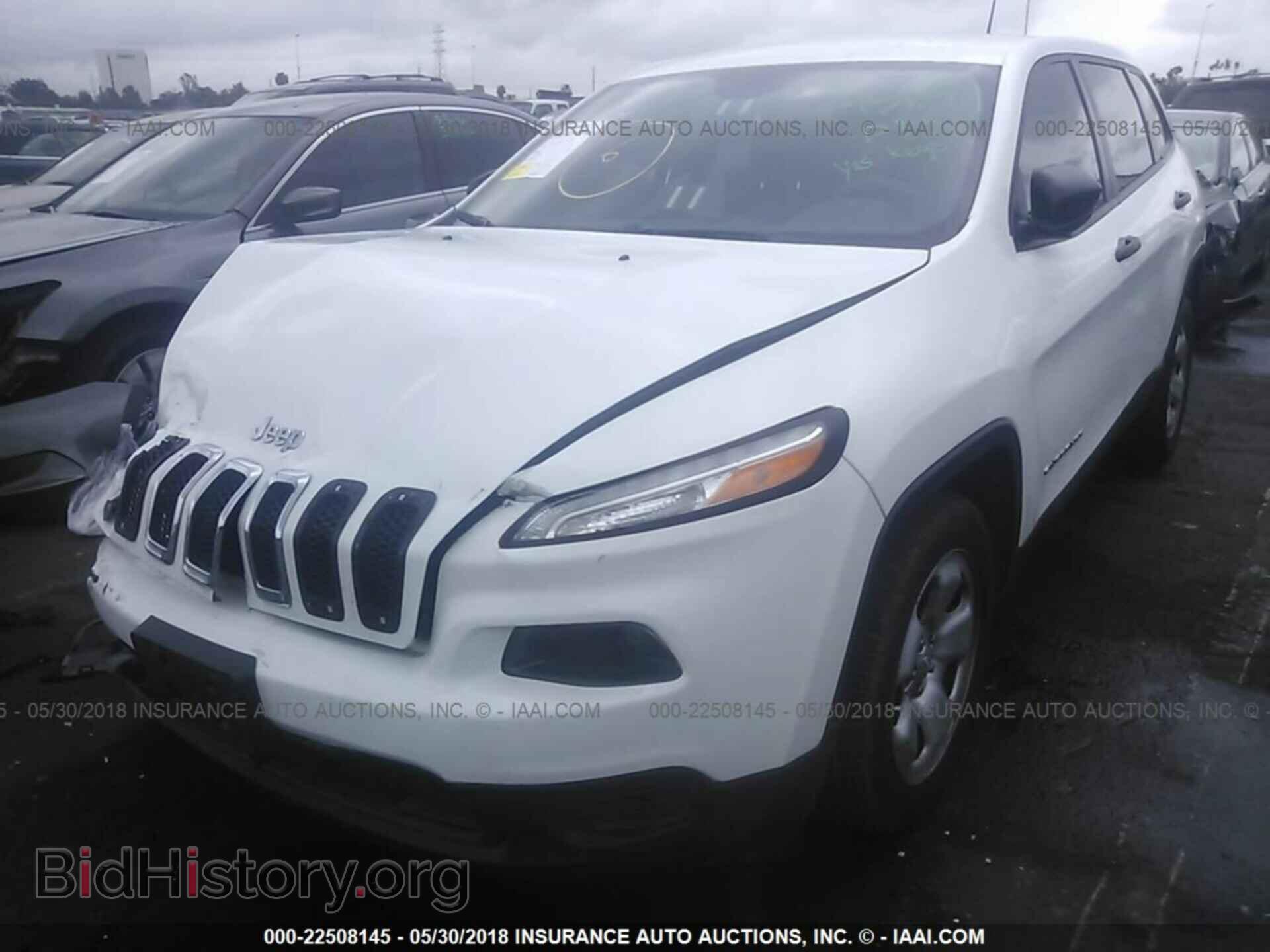 2015 Jeep Cherokee - VIN: 1C4PJLAB4FW660920 - Фото 2