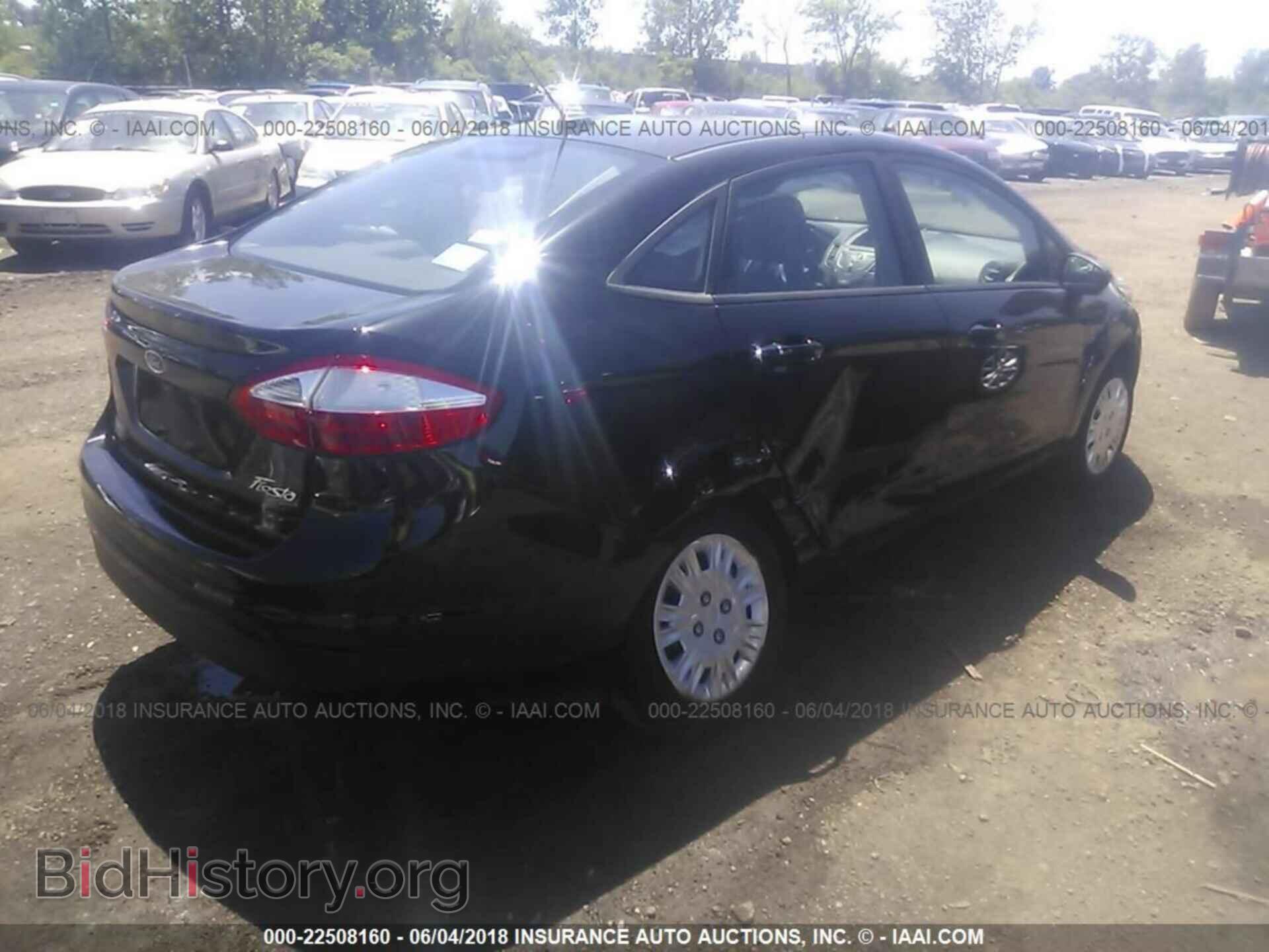 2016 Ford Fiesta - VIN: 3FADP4AJ8GM162368 - Фото 4