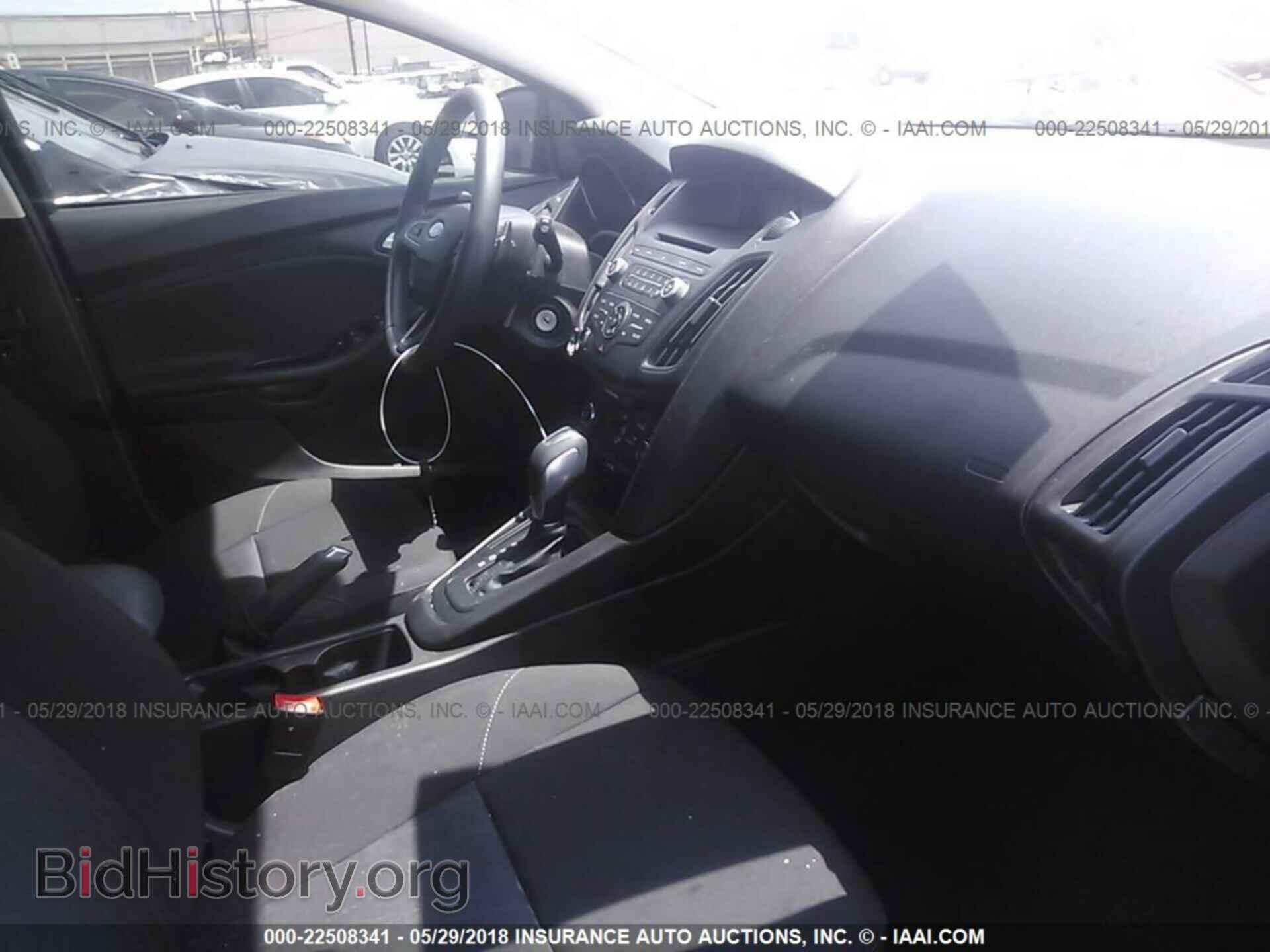2015 Ford Focus - VIN: 1FADP3K2XFL375324 - Photo 5