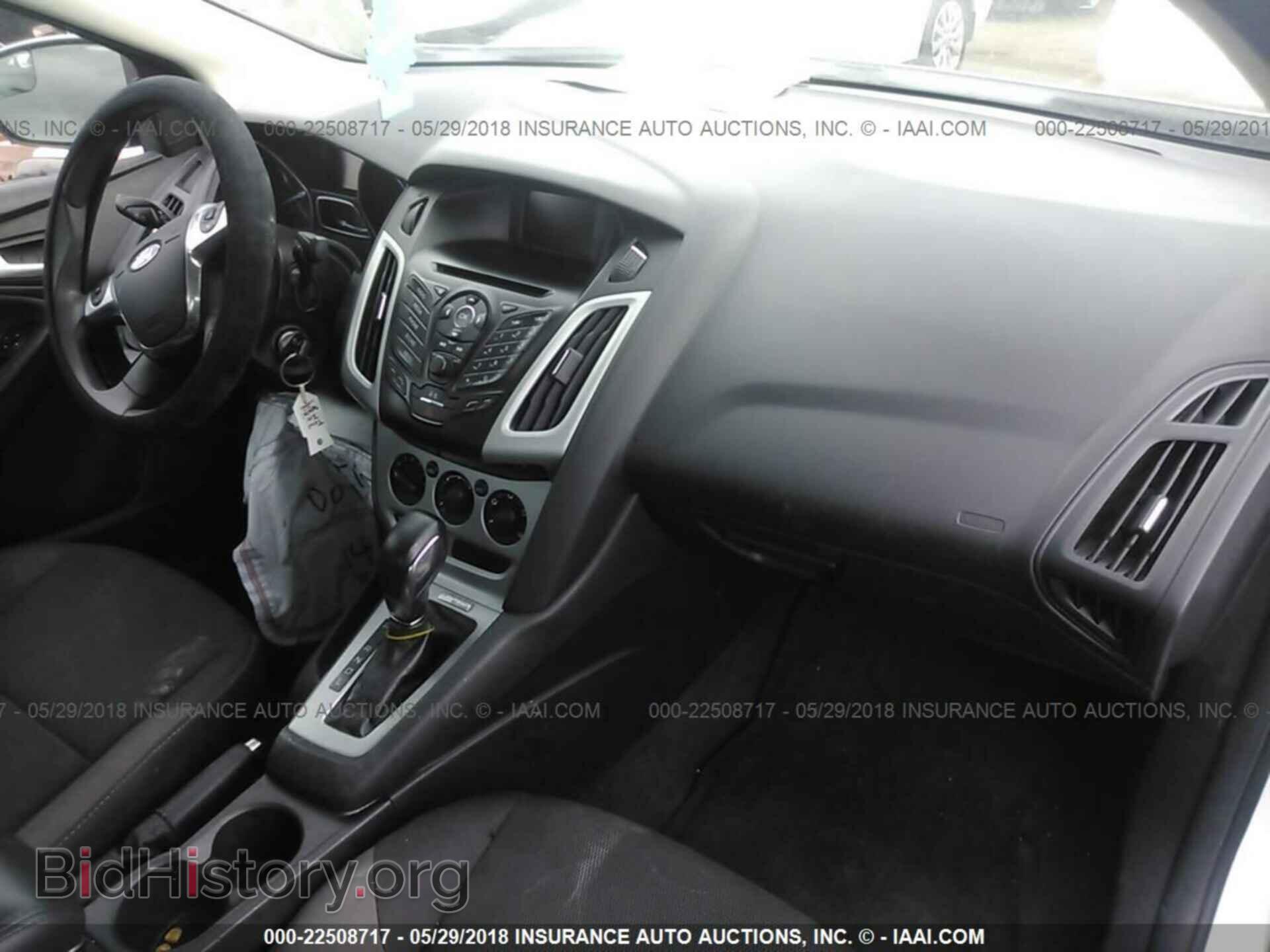 2014 Ford Focus - VIN: 1FADP3F20EL323127 - Фото 5