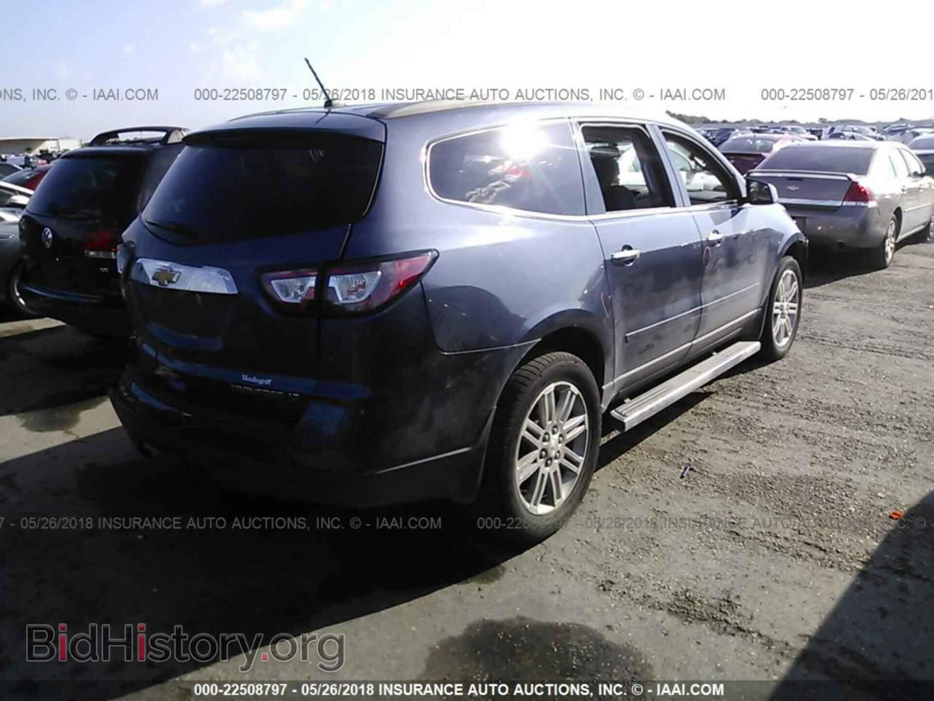 2014 Chevrolet Traverse - VIN: 1GNKRGKD4EJ145963 - Photo 4