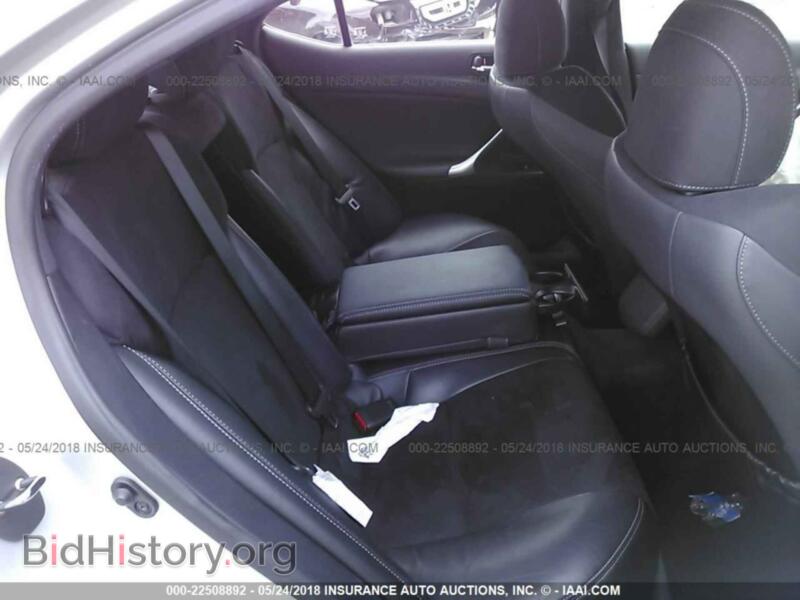 2012 Lexus IS (VIN JTHBF5C25C5162911) — photo 8 of 10