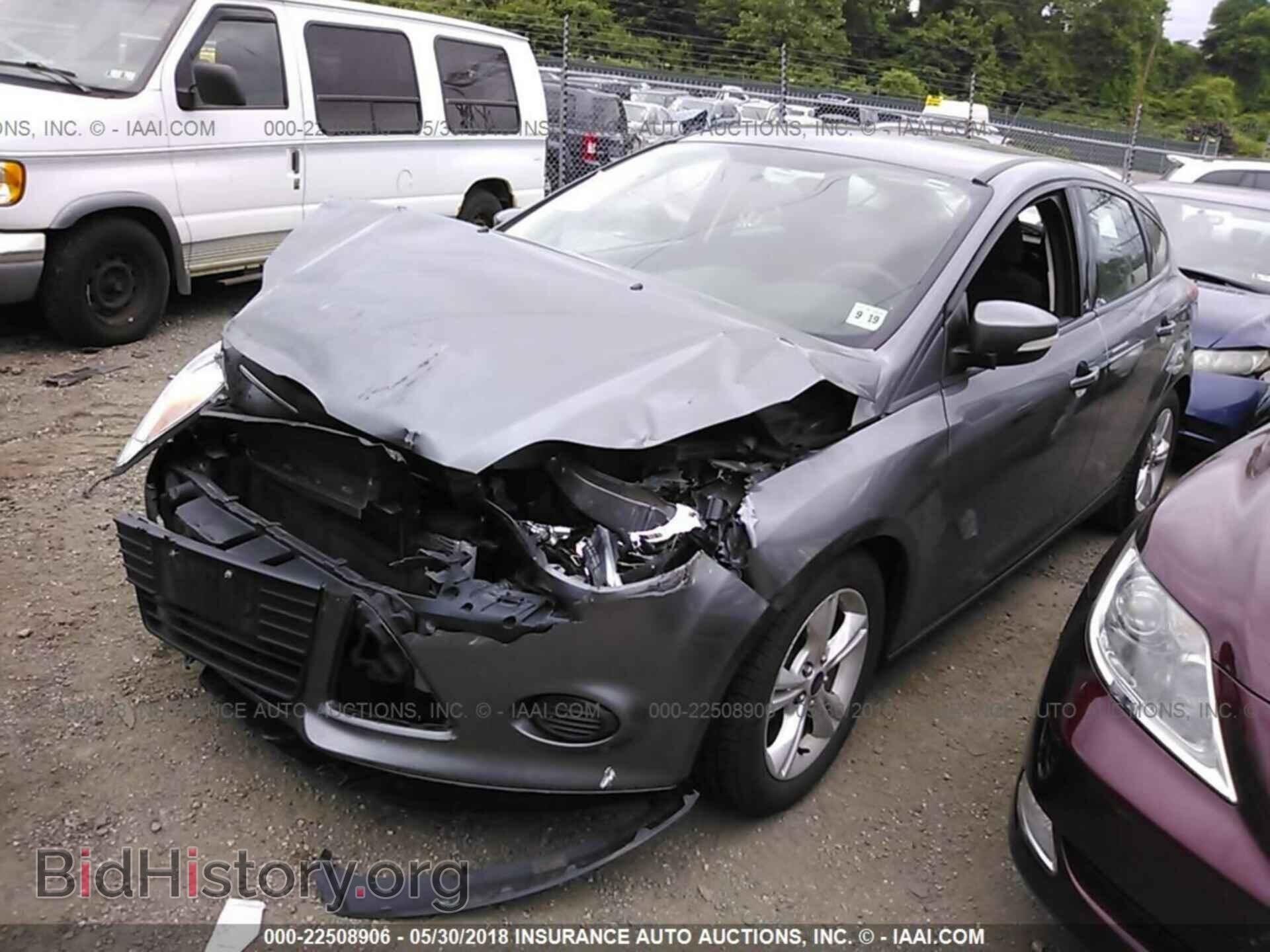 2014 Ford Focus - VIN: 1FADP3K29EL408408 - Photo 2