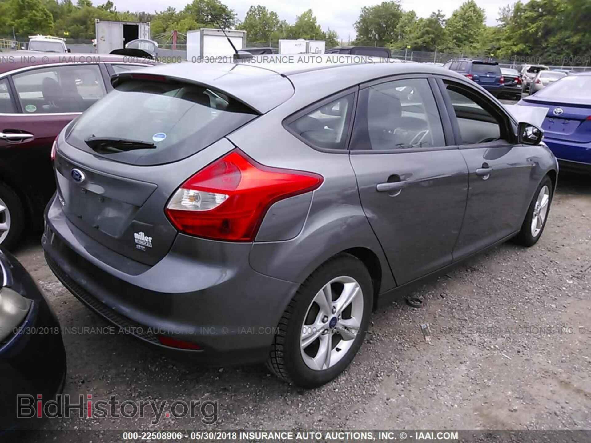 2014 Ford Focus - VIN: 1FADP3K29EL408408 - Photo 4