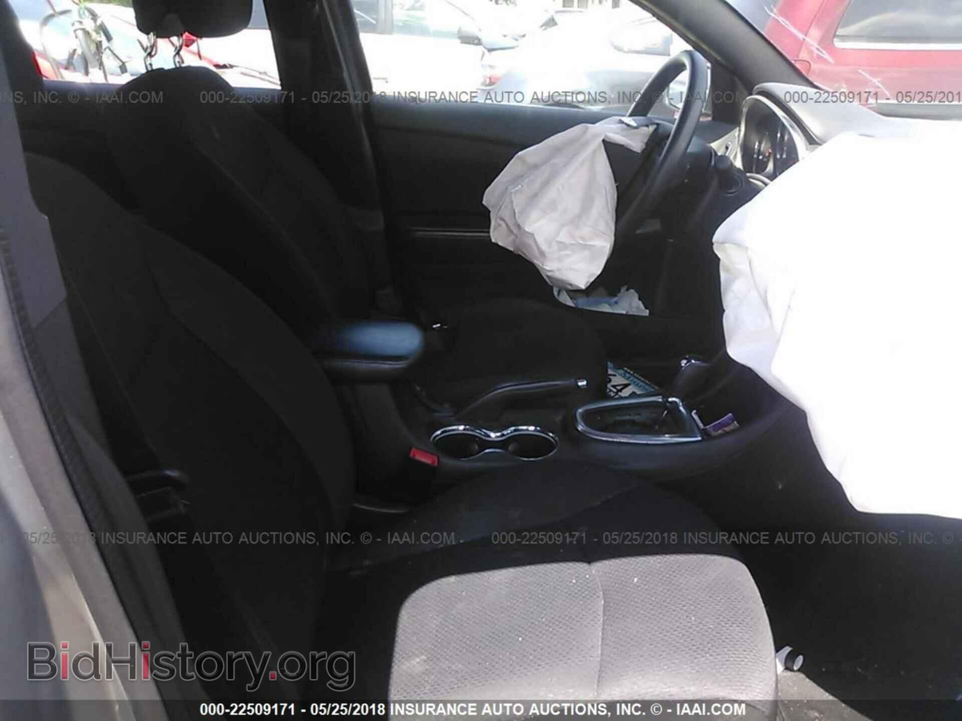 2013 Chrysler 200 - VIN: 1C3CCBAB7DN762089 - Photo 5