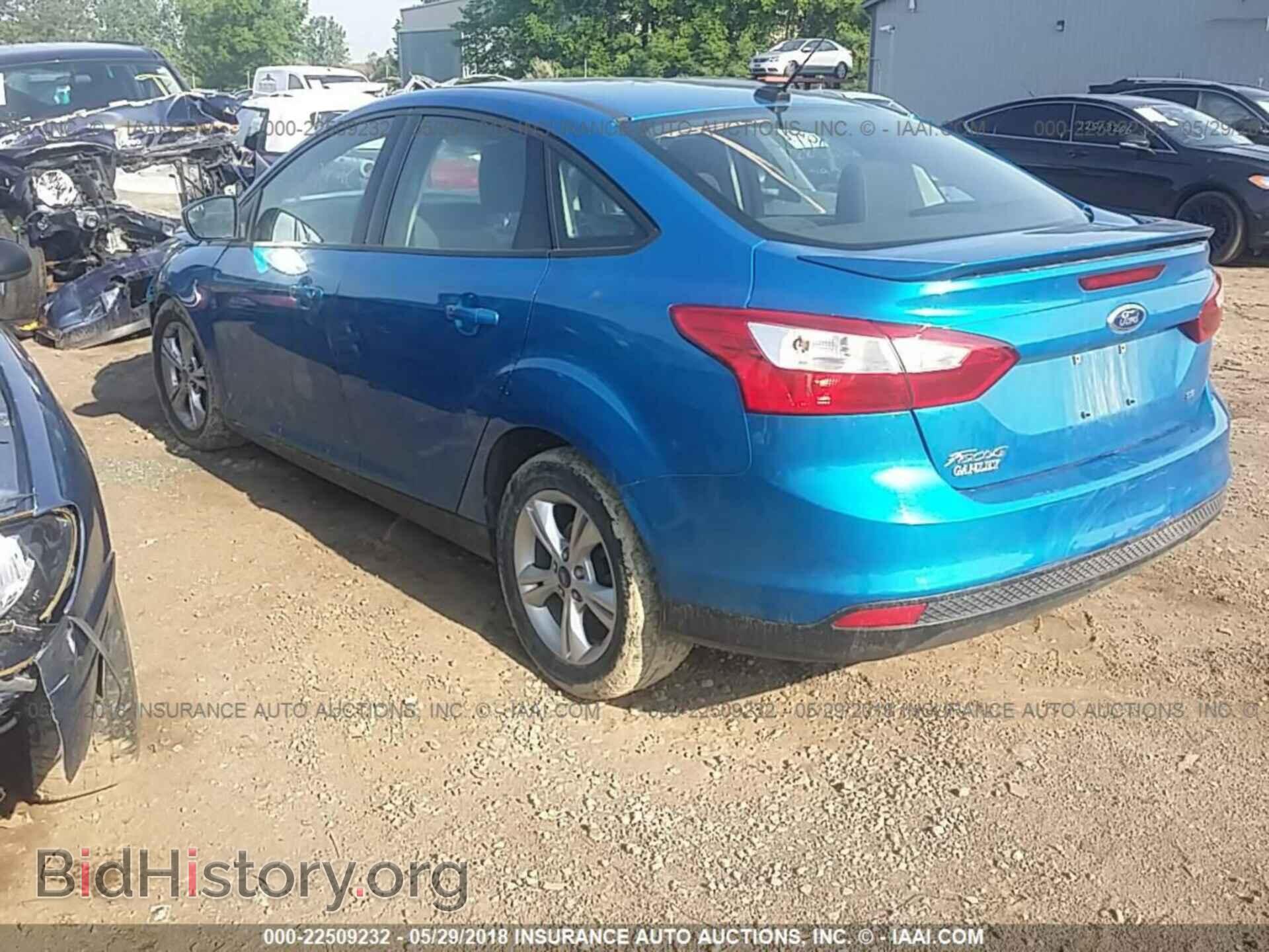 2012 Ford Focus - VIN: 1FAHP3F27CL214484 - Photo 3
