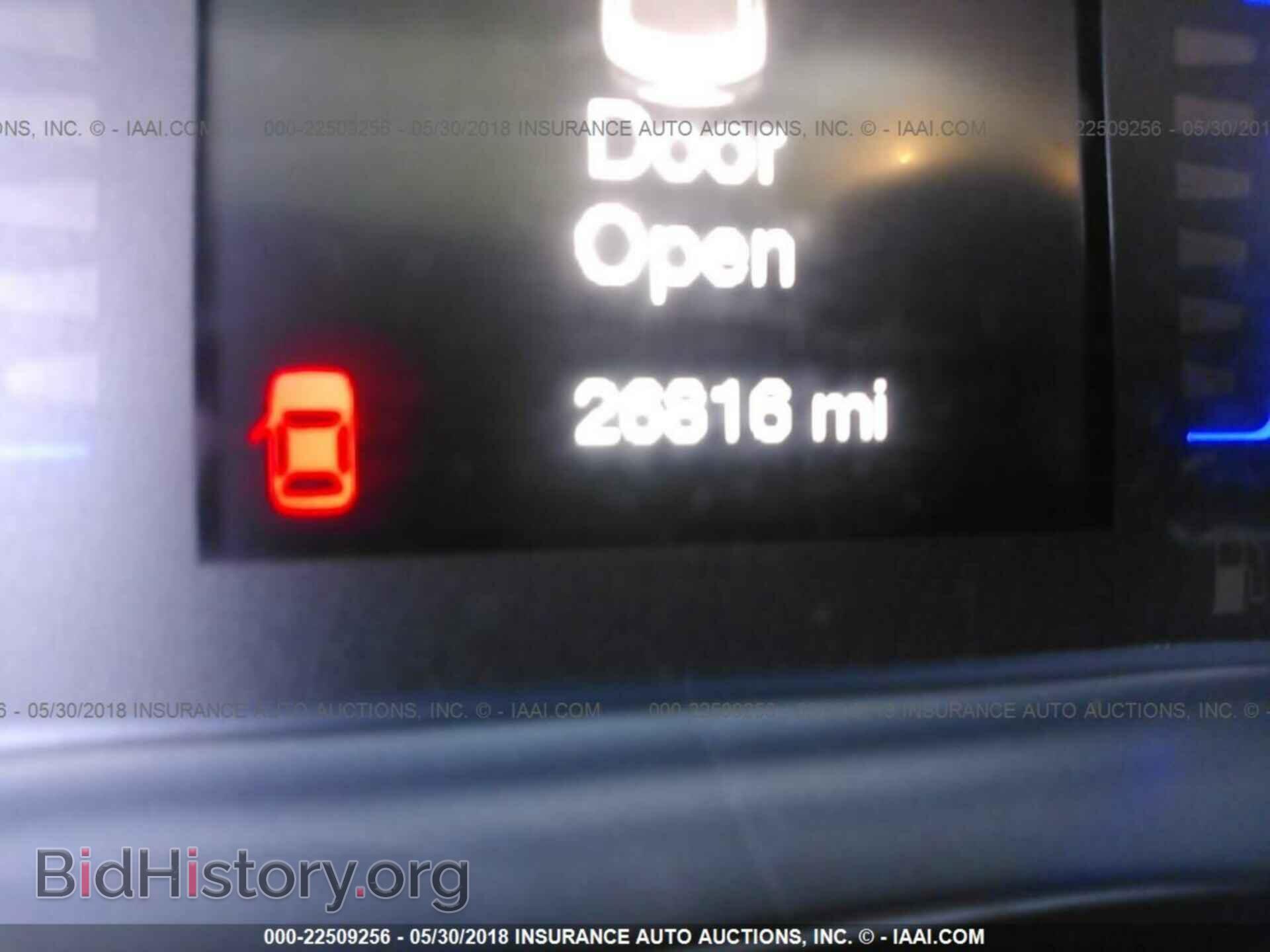 2016 Chrysler 200 - VIN: 1C3CCCAB5GN195374 - Photo 7