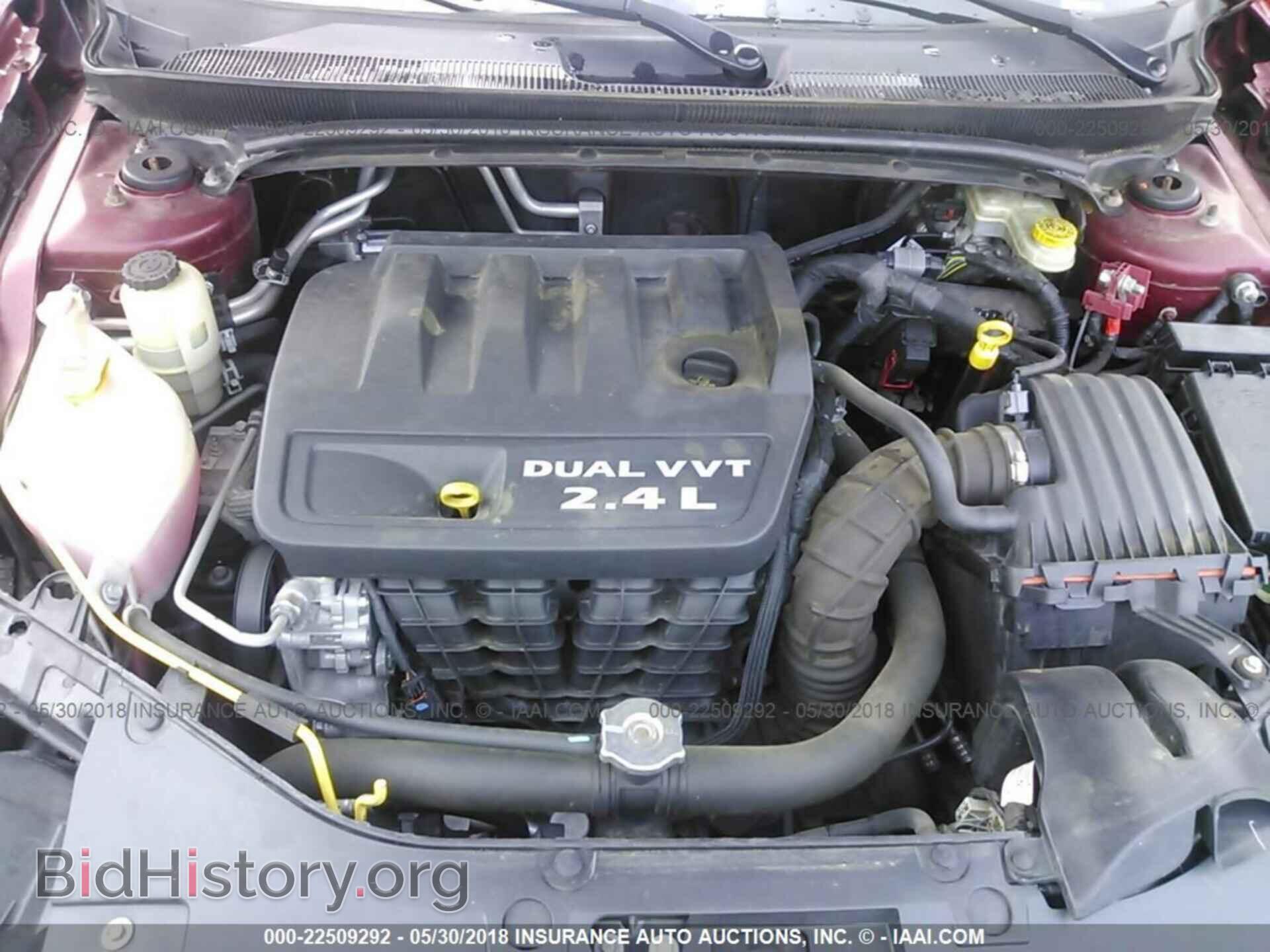 2013 Chrysler 200 - VIN: 1C3CCBAB7DN733191 - Фото 10