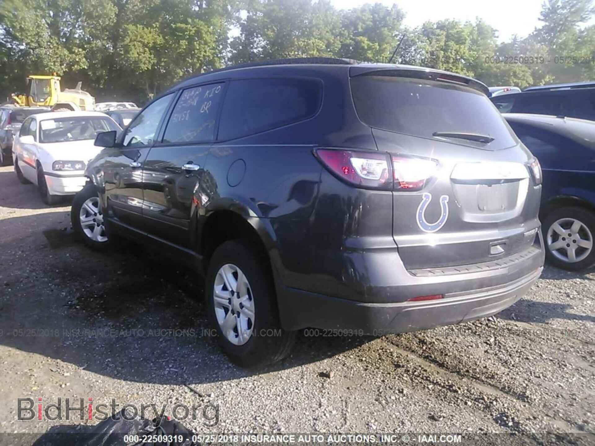 2014 Chevrolet Traverse - VIN: 1GNKRFKD8EJ121112 - Photo 3